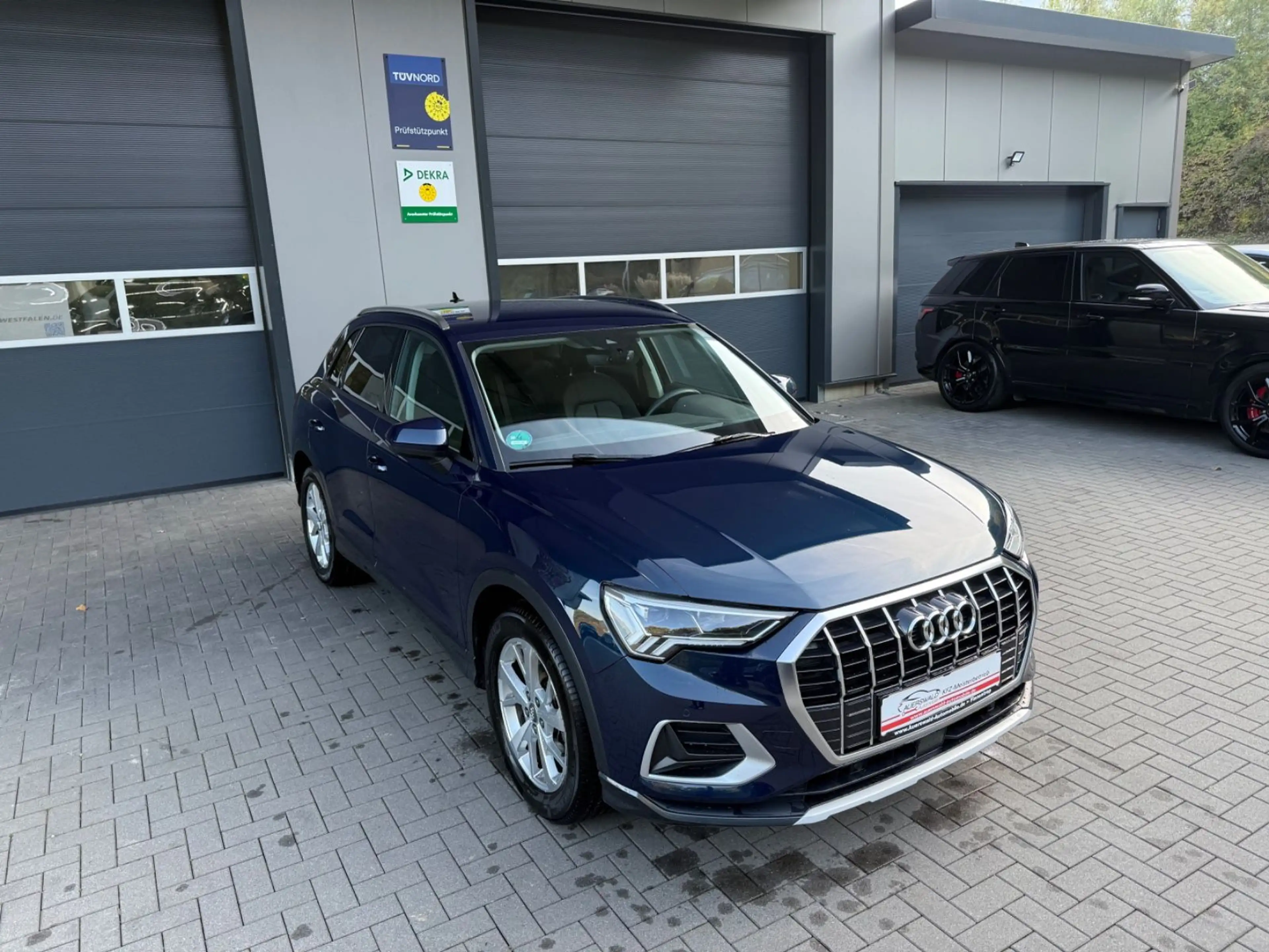 Audi Q3 35 TFSI advanced* AHK *App * Kamera *DAB — photo 4