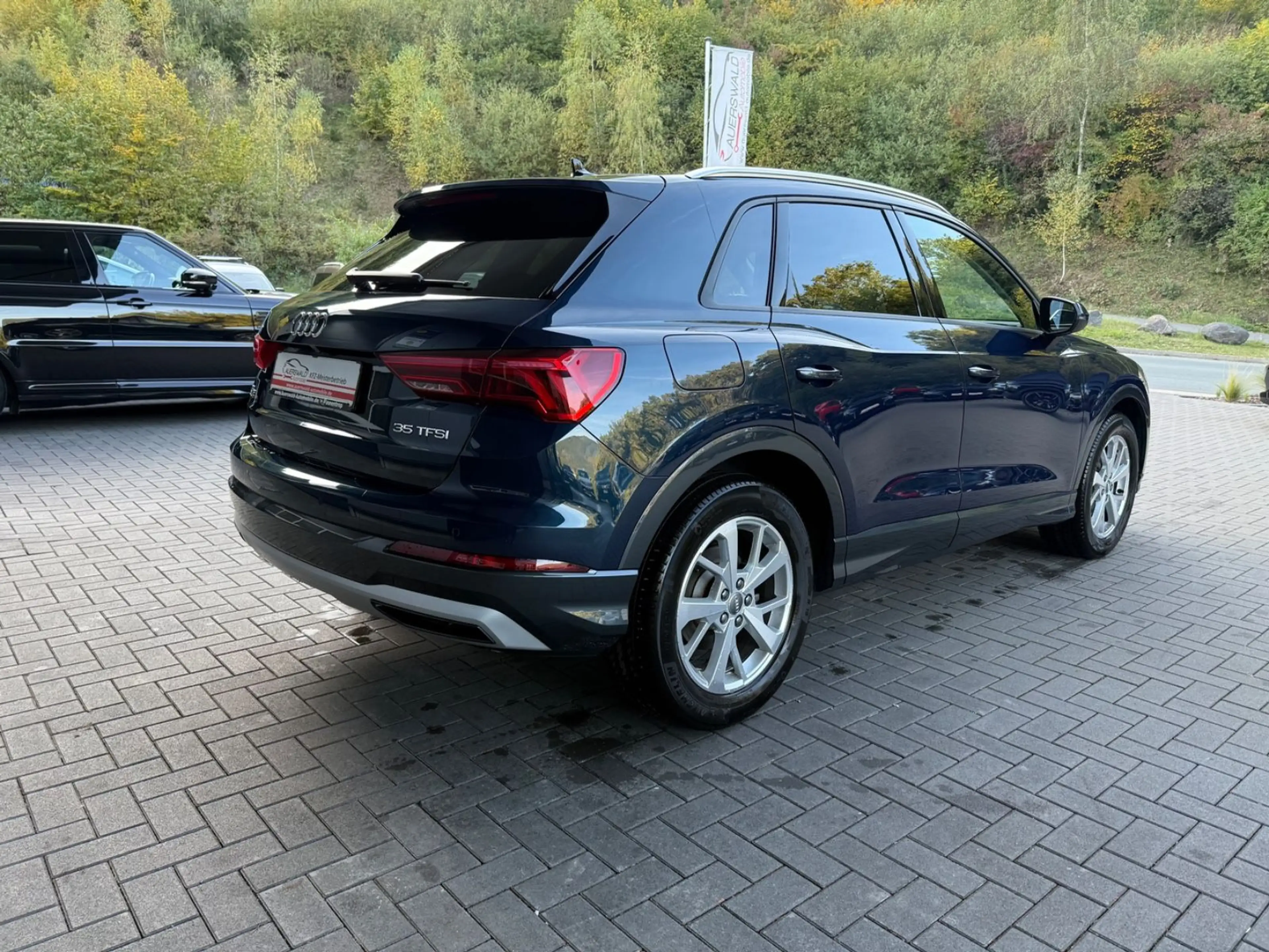 Audi Q3 35 TFSI advanced* AHK *App * Kamera *DAB — photo 6