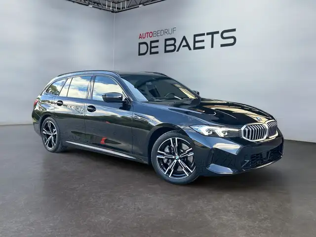 BMW 330 i 2.0B 245PK **PREMIUM LEATHER** M-SPORT| GARANTIE