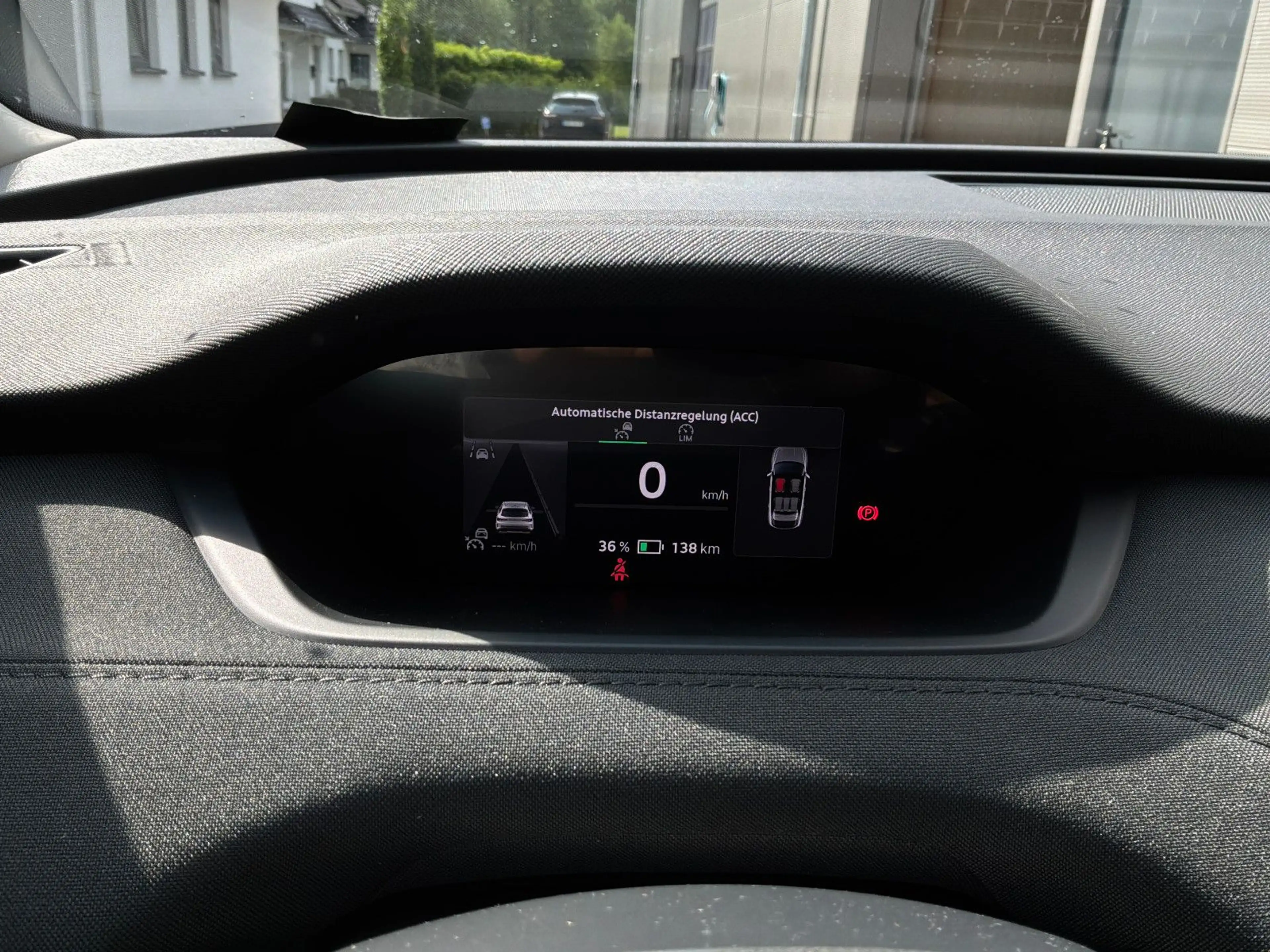 Skoda Elroq 60 Essence Navi+AHK Vorb+LED+Kamera+ACC — photo 11