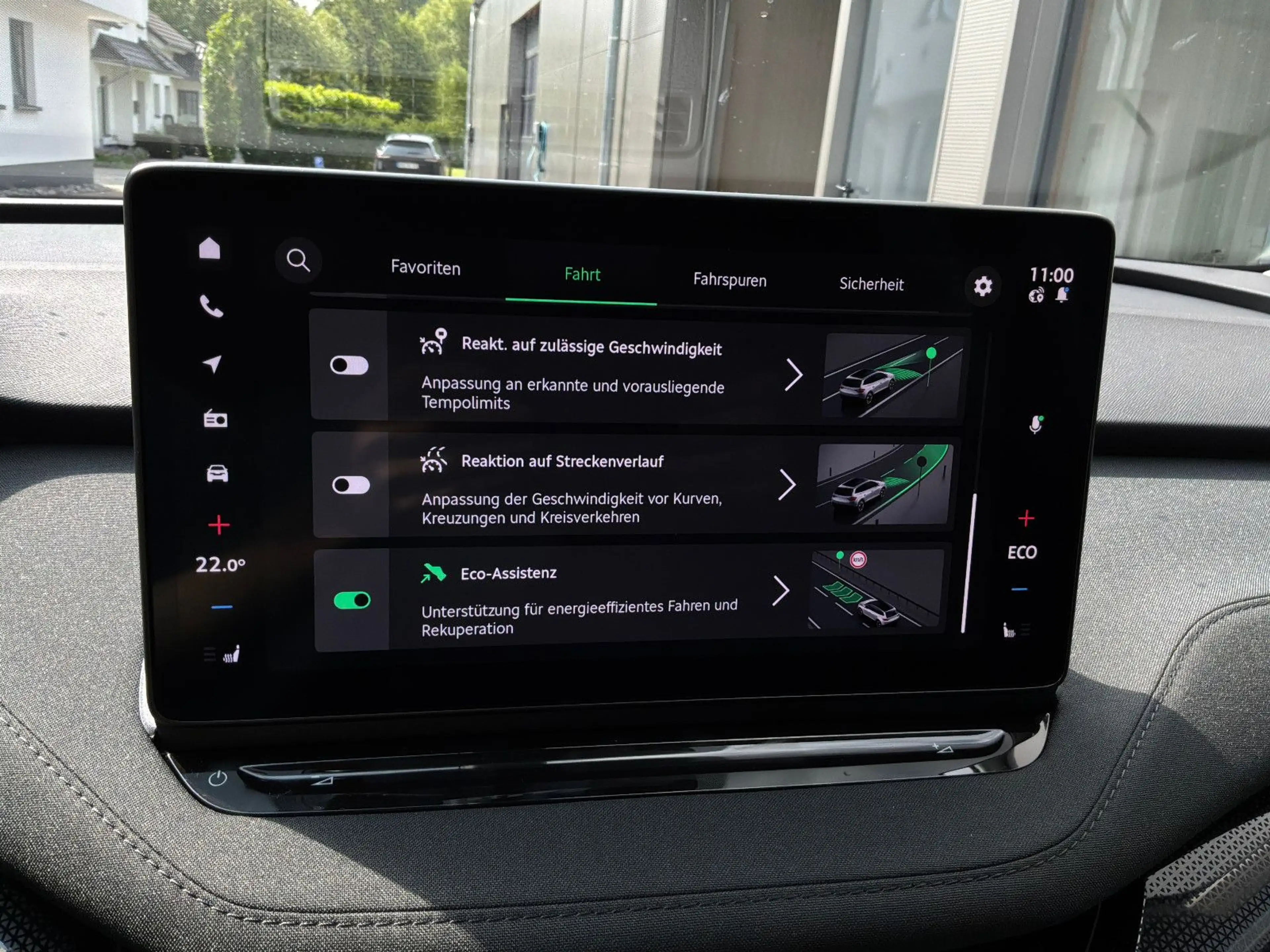 Skoda Elroq 60 Essence Navi+AHK Vorb+LED+Kamera+ACC — photo 15