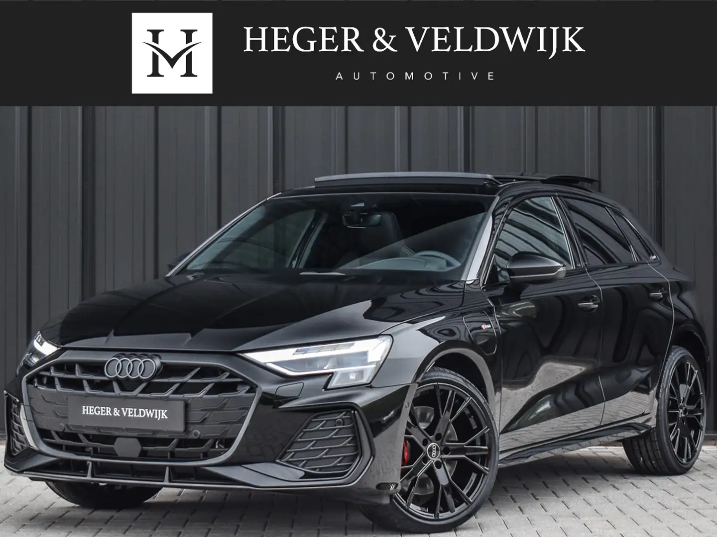 Audi A3 Sportback 45 TFSI e S EDITION COMPETITION | PANORA Чёрный - 1