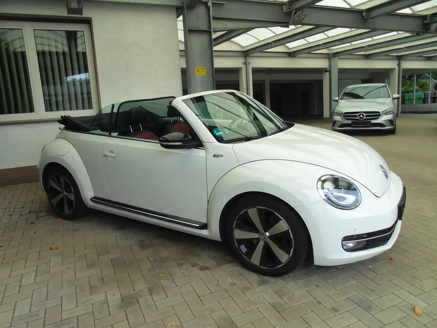 Volkswagen Beetle Cabriolet 60´s Sport Weiß - 1