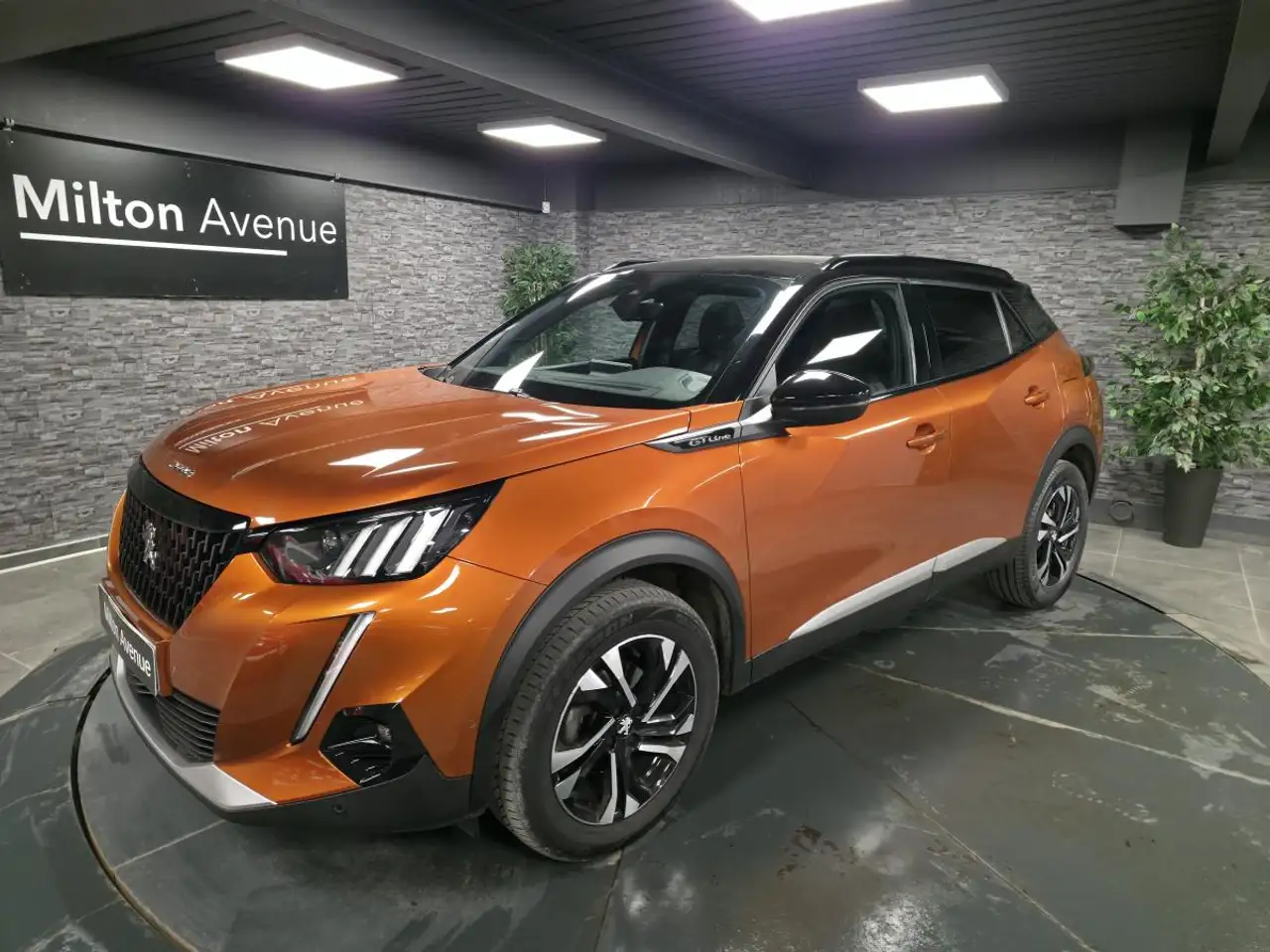 Peugeot 2008 1.2i PureTech - 130 - BV EAT8  GT Line