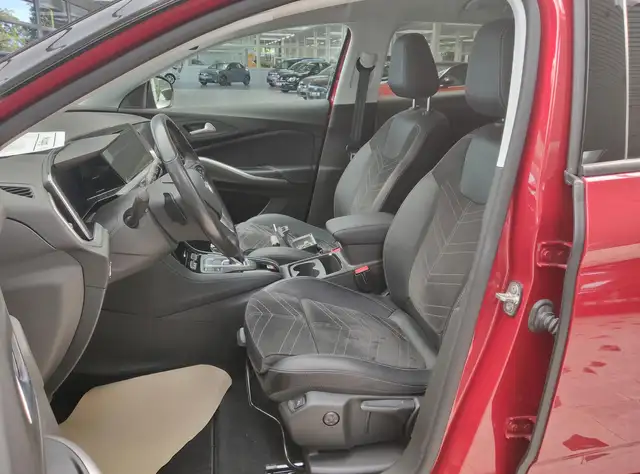 Opel Grandland view 12