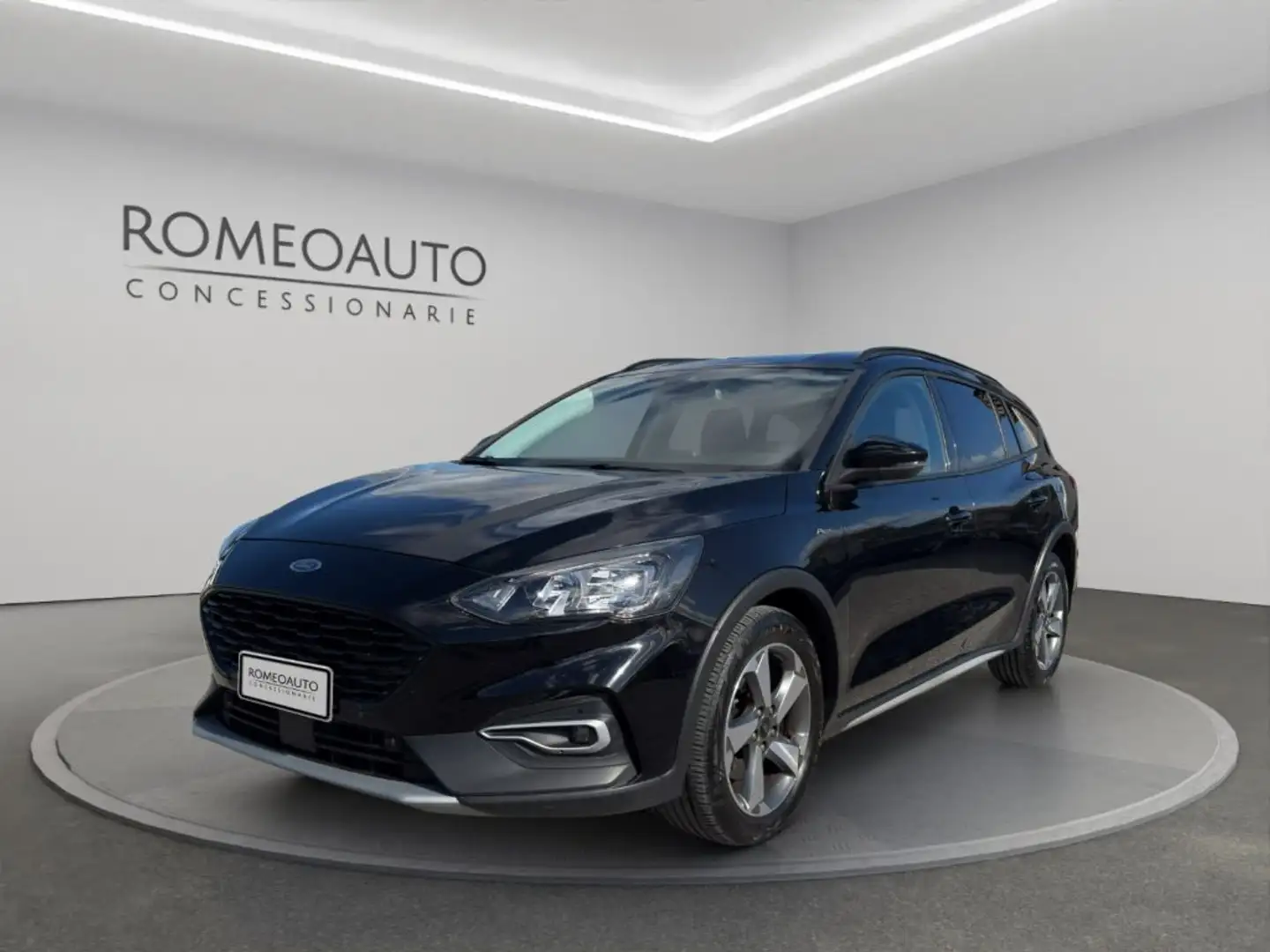 Ford Focus SW 1.0 EcoBoost 125 CV automatico Active Nero - 1