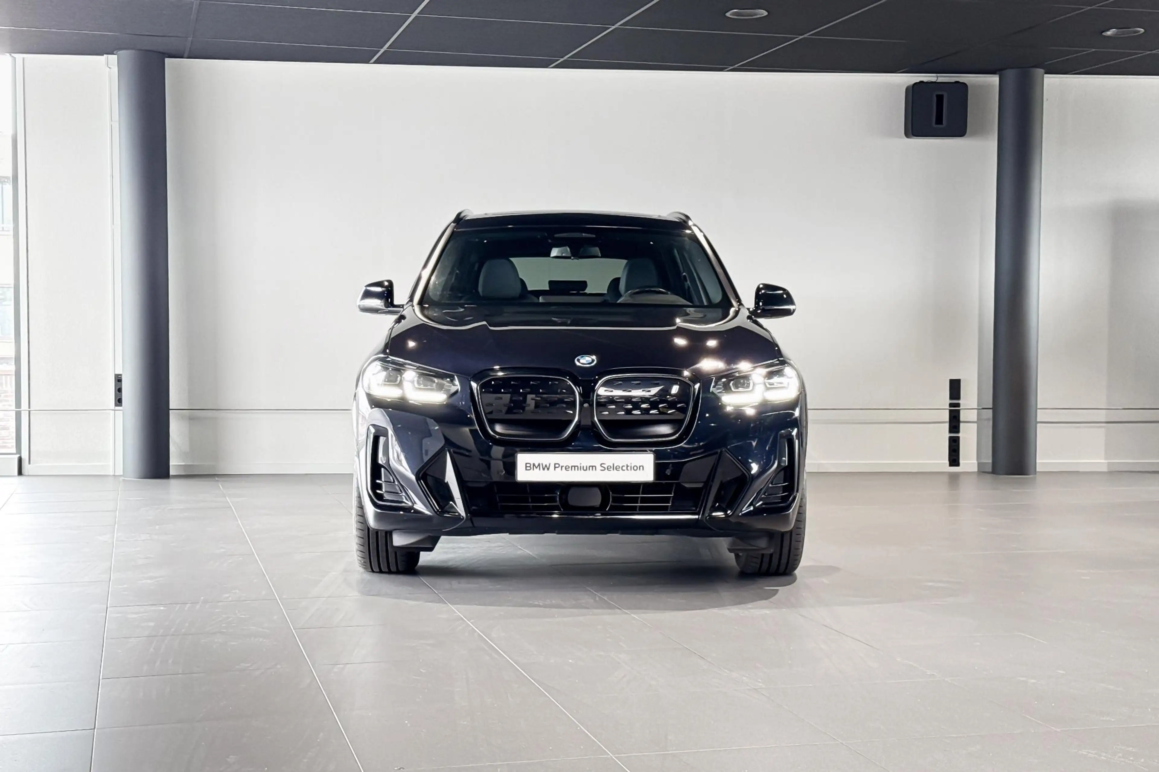 BMW iX3 High Executive 80 kWh | M Sport | Glazen Panoramad — photo 5