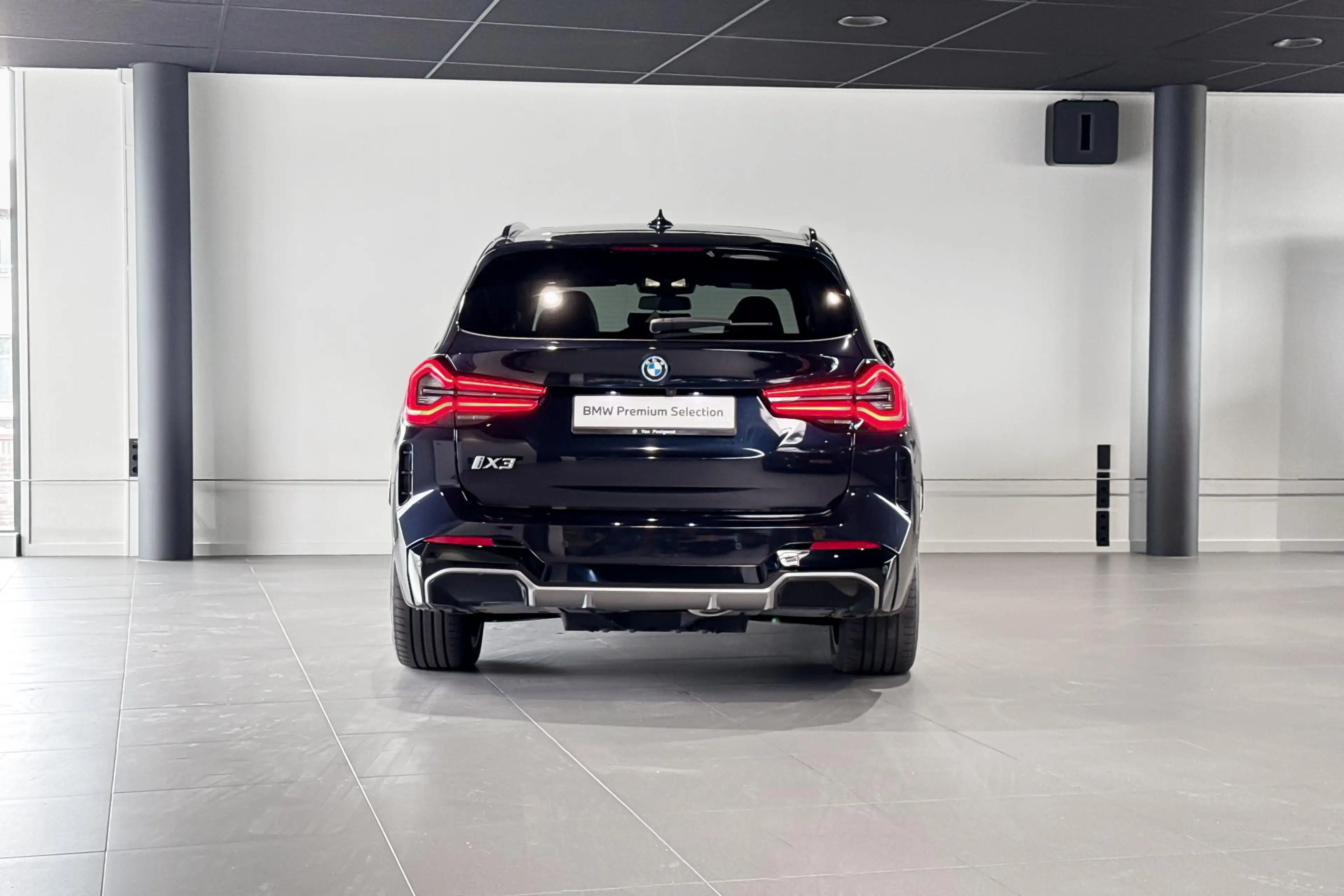 BMW iX3 High Executive 80 kWh | M Sport | Glazen Panoramad — photo 7