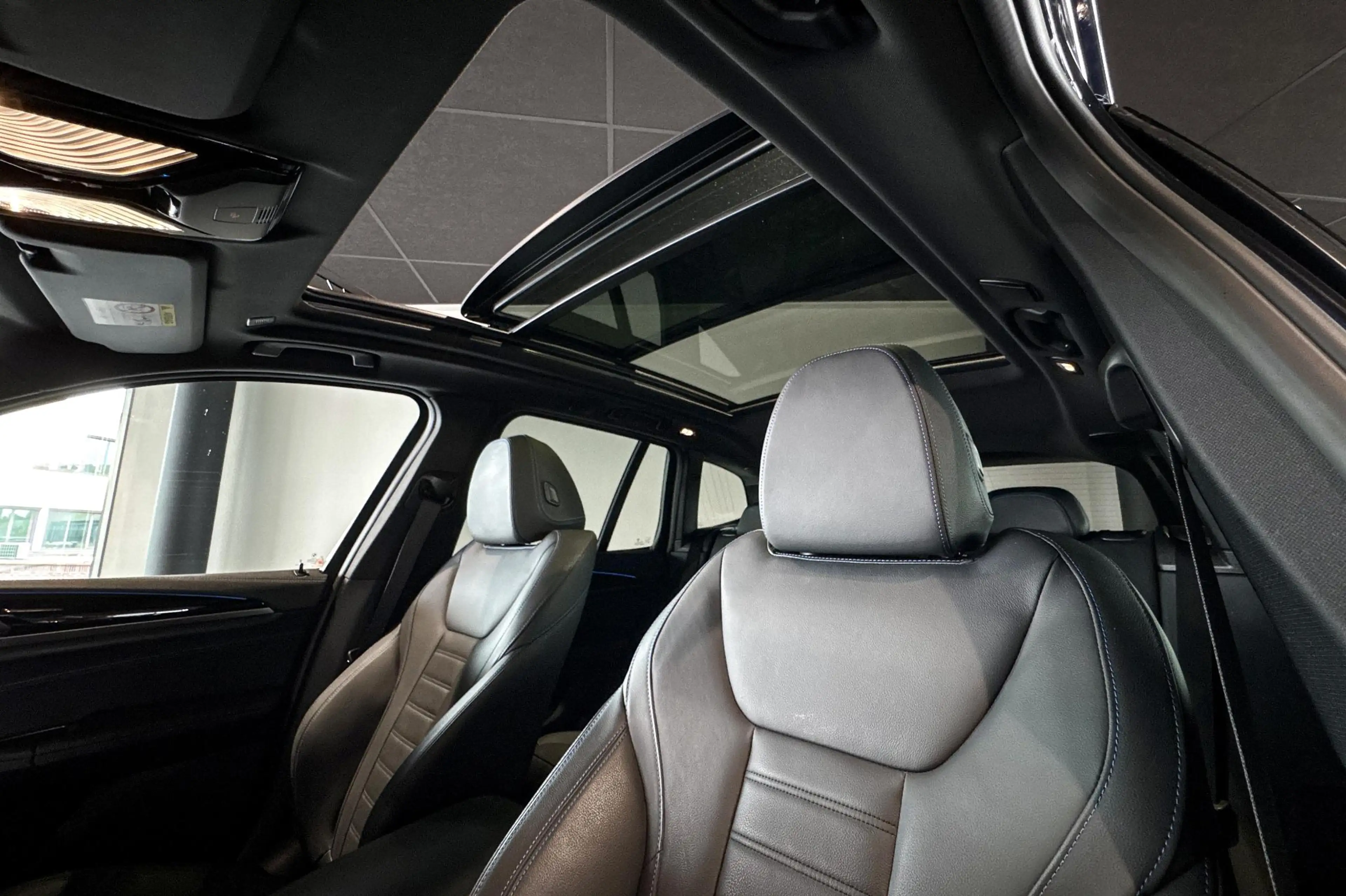 BMW iX3 High Executive 80 kWh | M Sport | Glazen Panoramad — photo 11