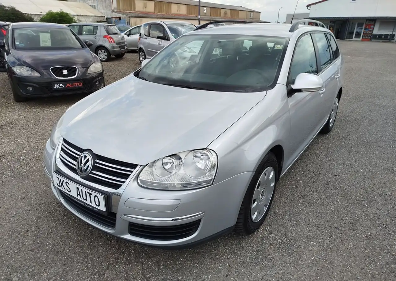 Volkswagen Golf V SW 1.6 i 102cv