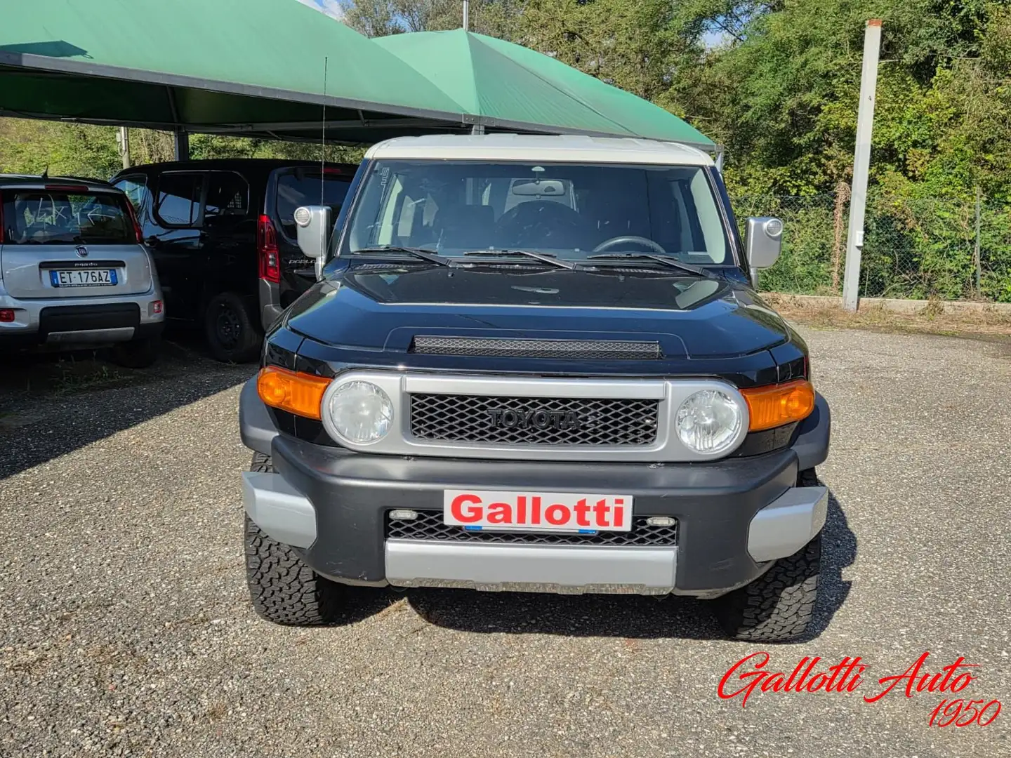 Toyota FJ Cruiser 4.0 benzina 239CV Noir - 2