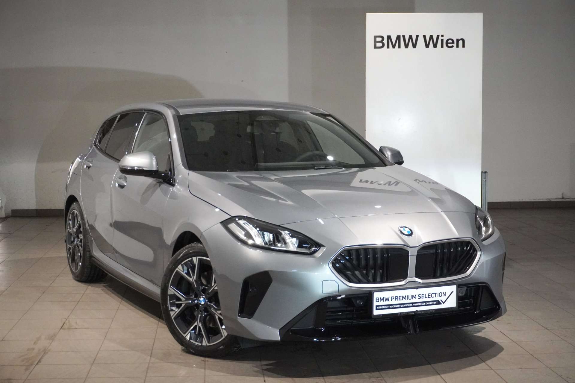 BMW 120