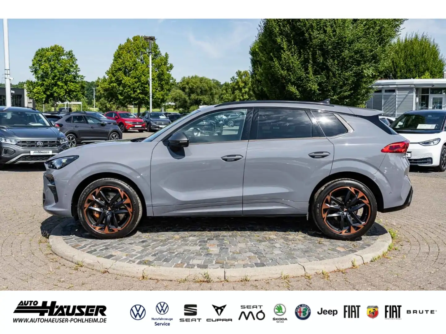 CUPRA Terramar VZ 2.0 TSI DSG 4Drive MATRIX 20 PANO HUD EL. HECKK Grau - 2