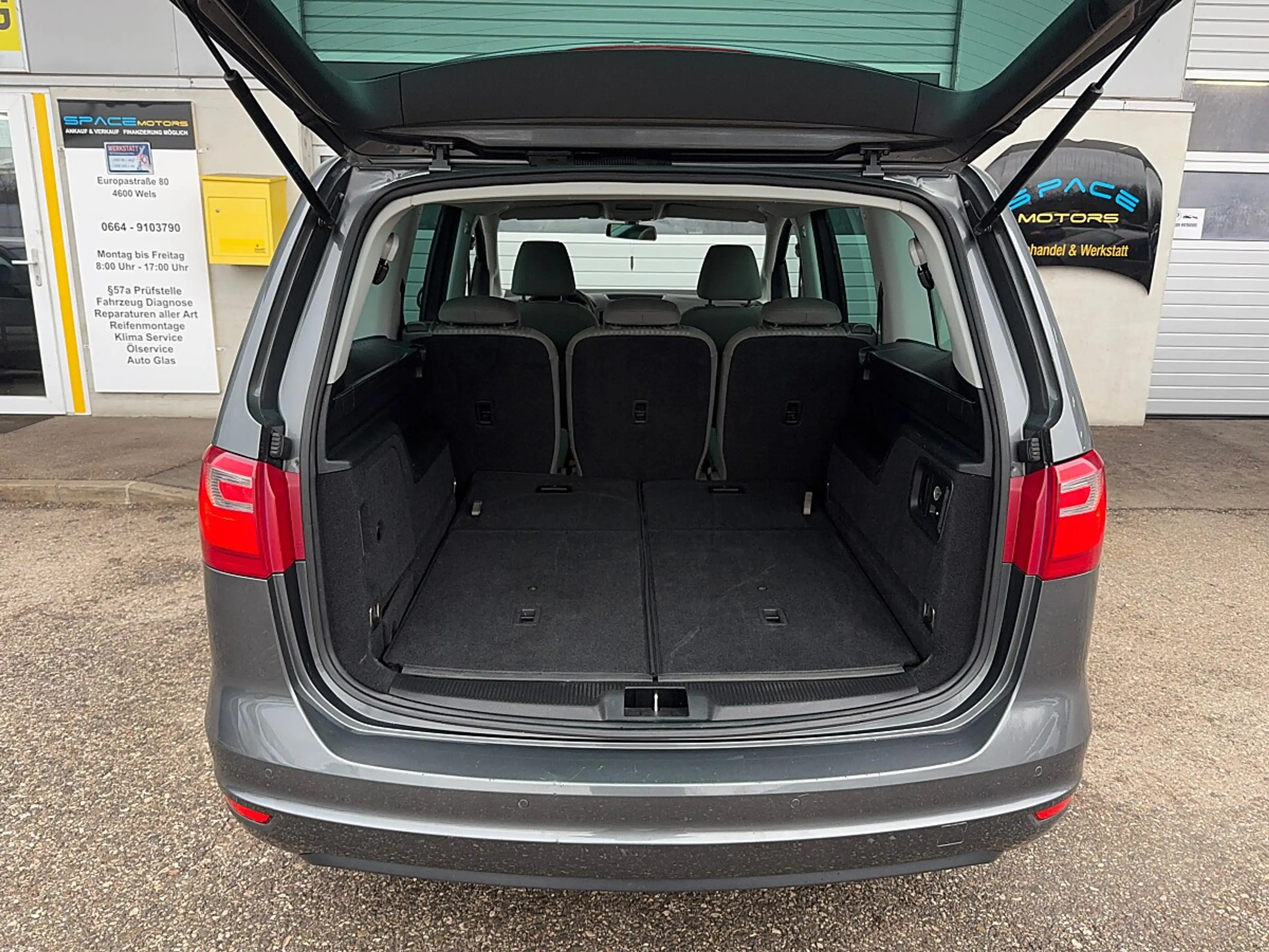 SEAT Alhambra Style 2,0 TDI CR 4WD DPF — photo 8