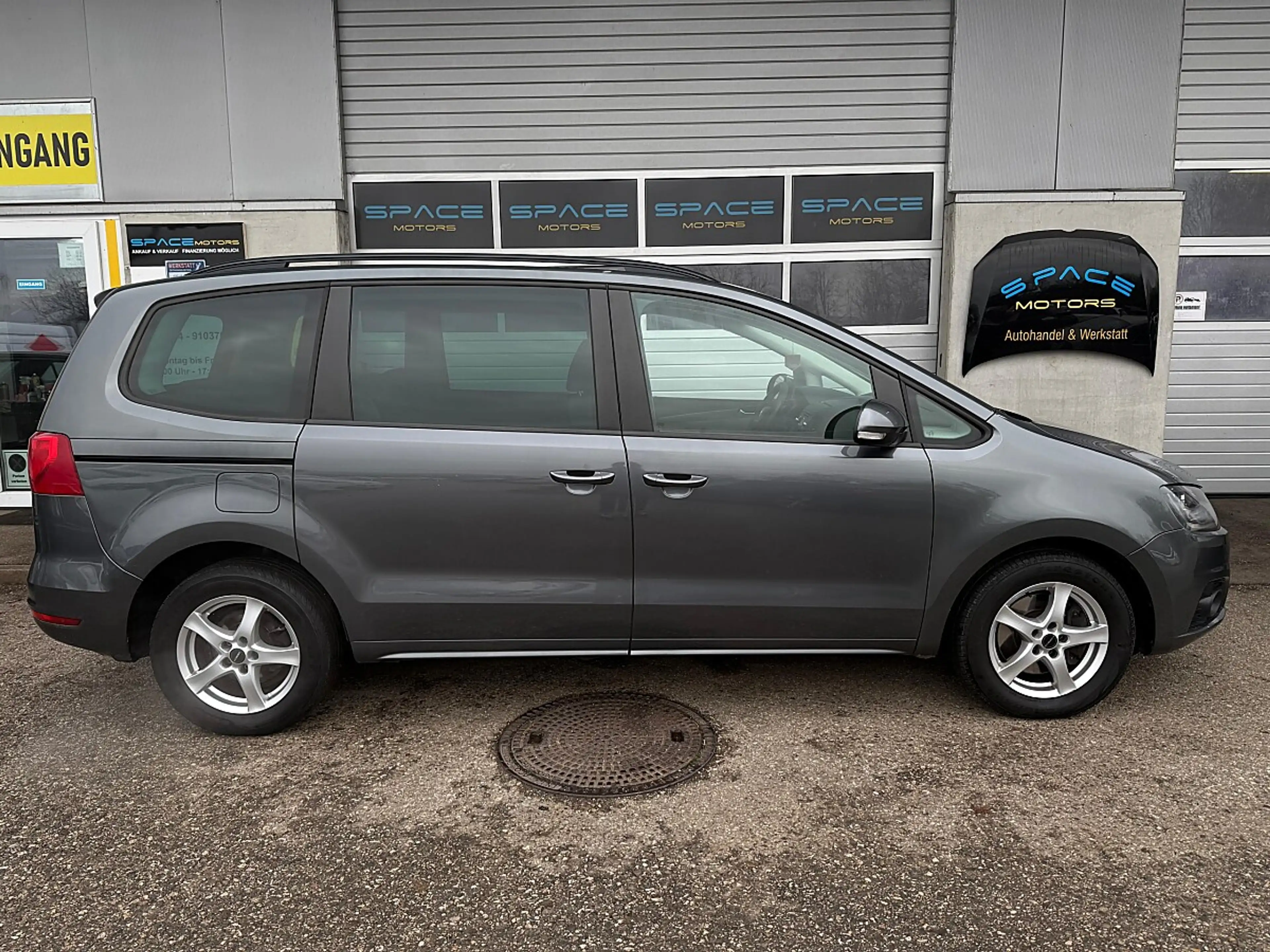 SEAT Alhambra Style 2,0 TDI CR 4WD DPF — photo 4