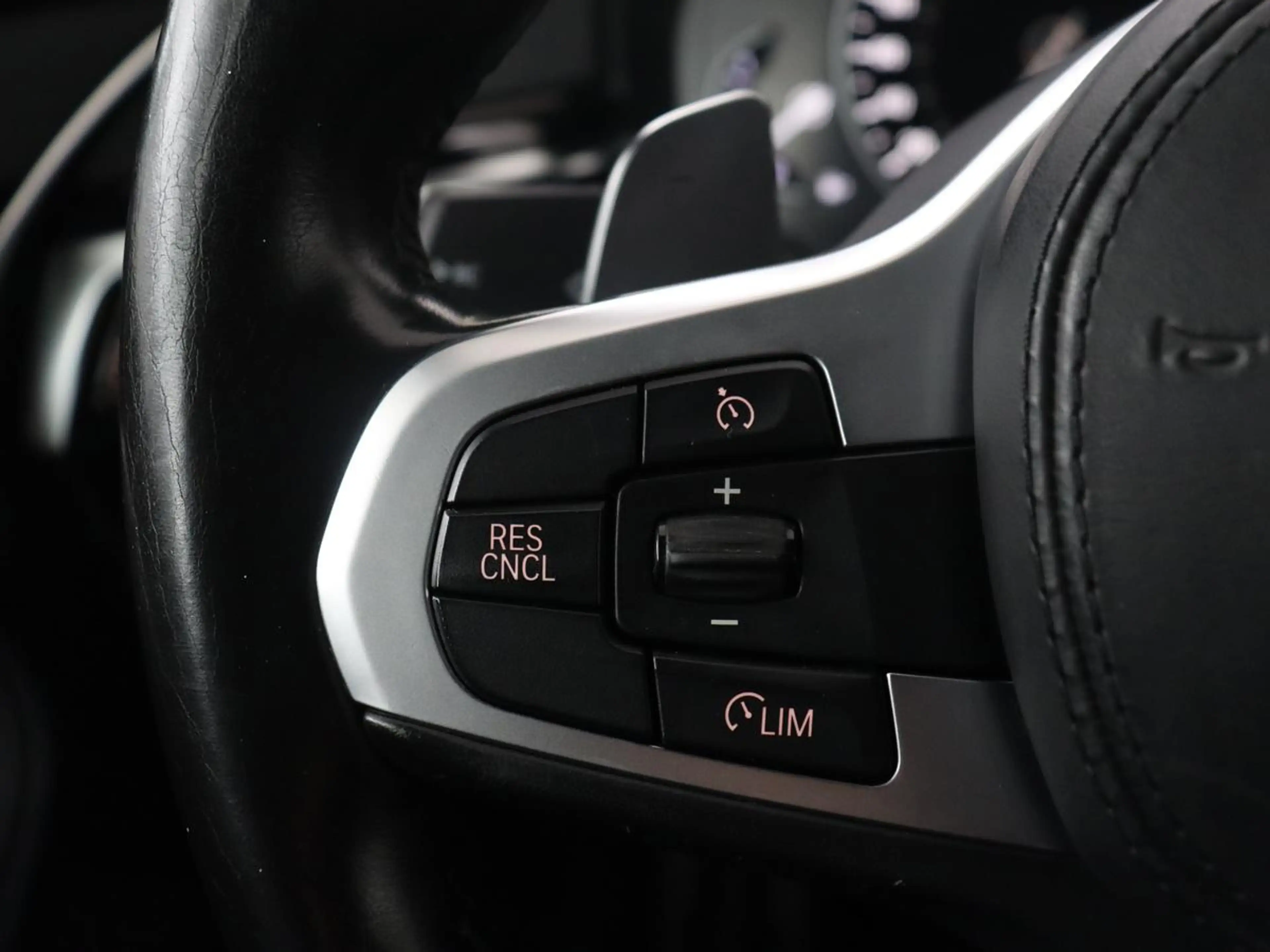 BMW 530 5-serie Touring 530i xDrive M-sport High Executive — photo 14