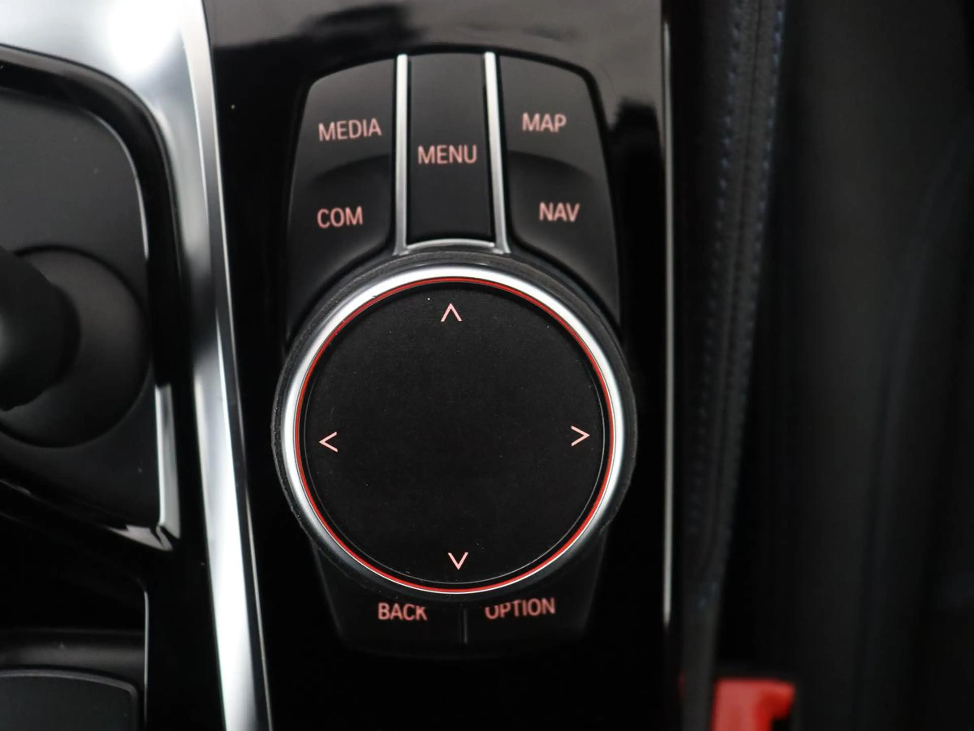 BMW 530 5-serie Touring 530i xDrive M-sport High Executive — photo 22