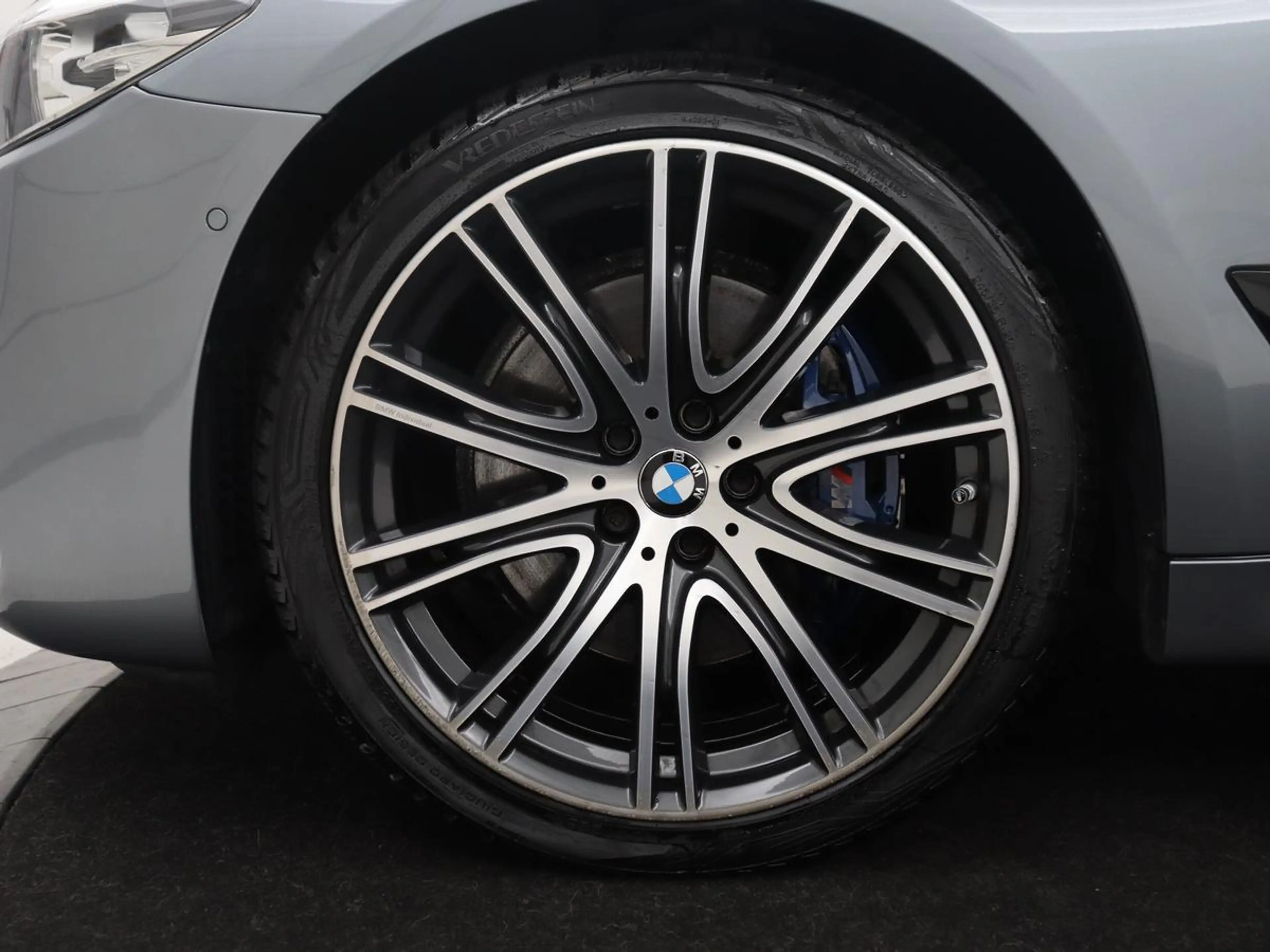 BMW 530 5-serie Touring 530i xDrive M-sport High Executive — photo 35