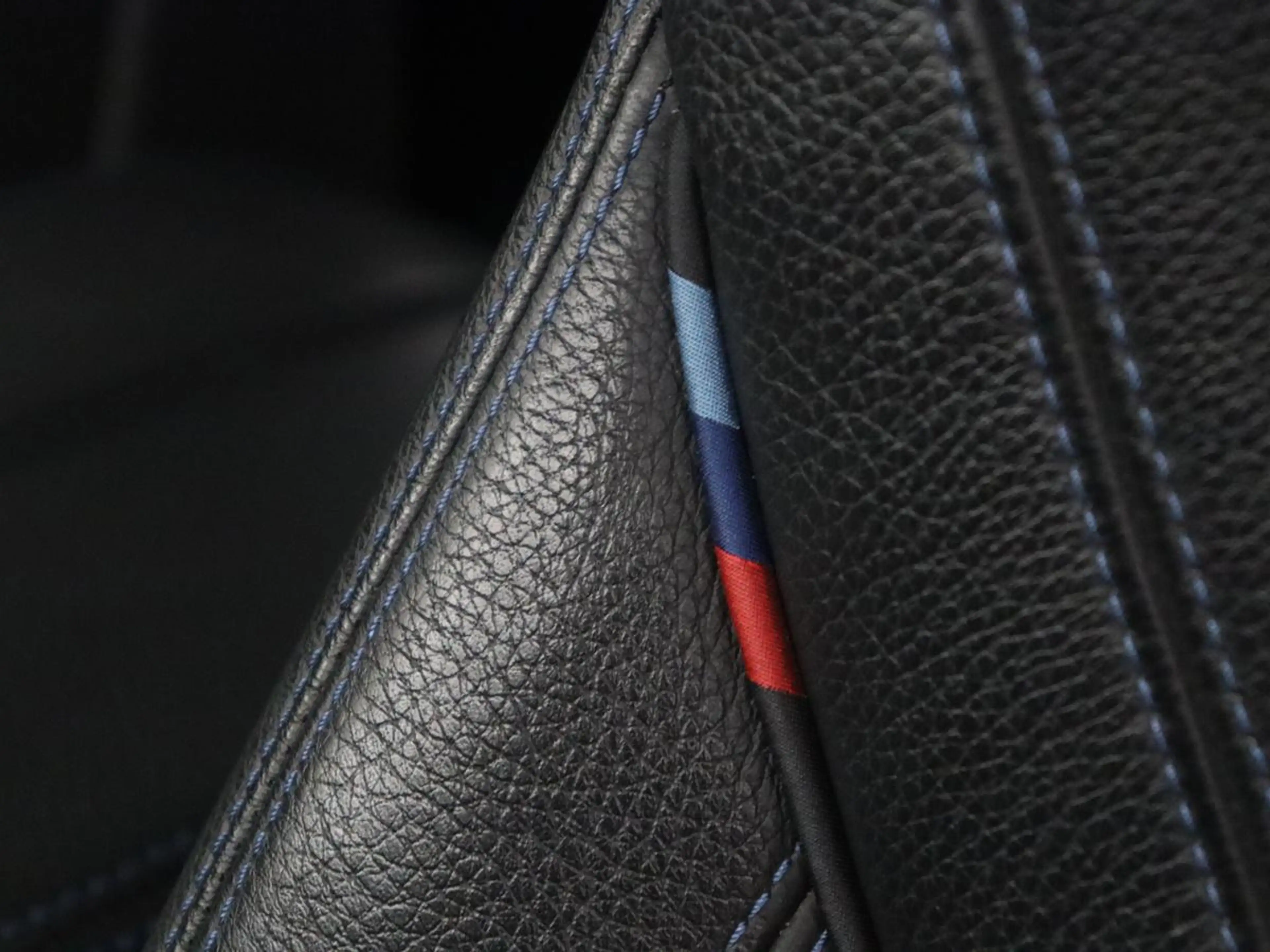 BMW 530 5-serie Touring 530i xDrive M-sport High Executive — photo 6