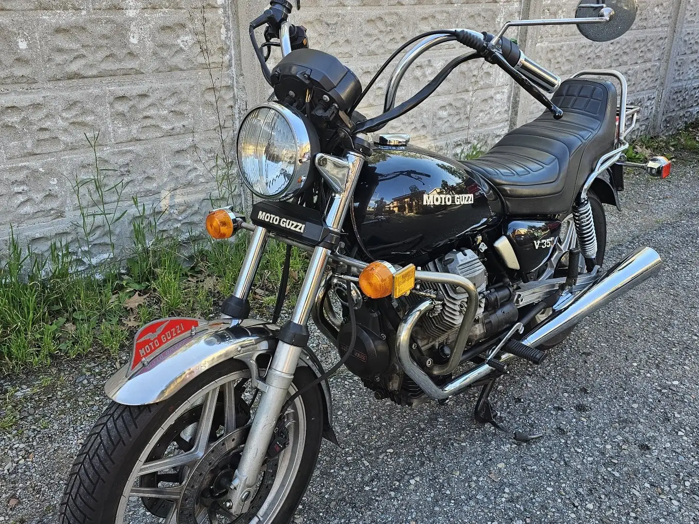 Moto Guzzi V 35 C Zwart - 2