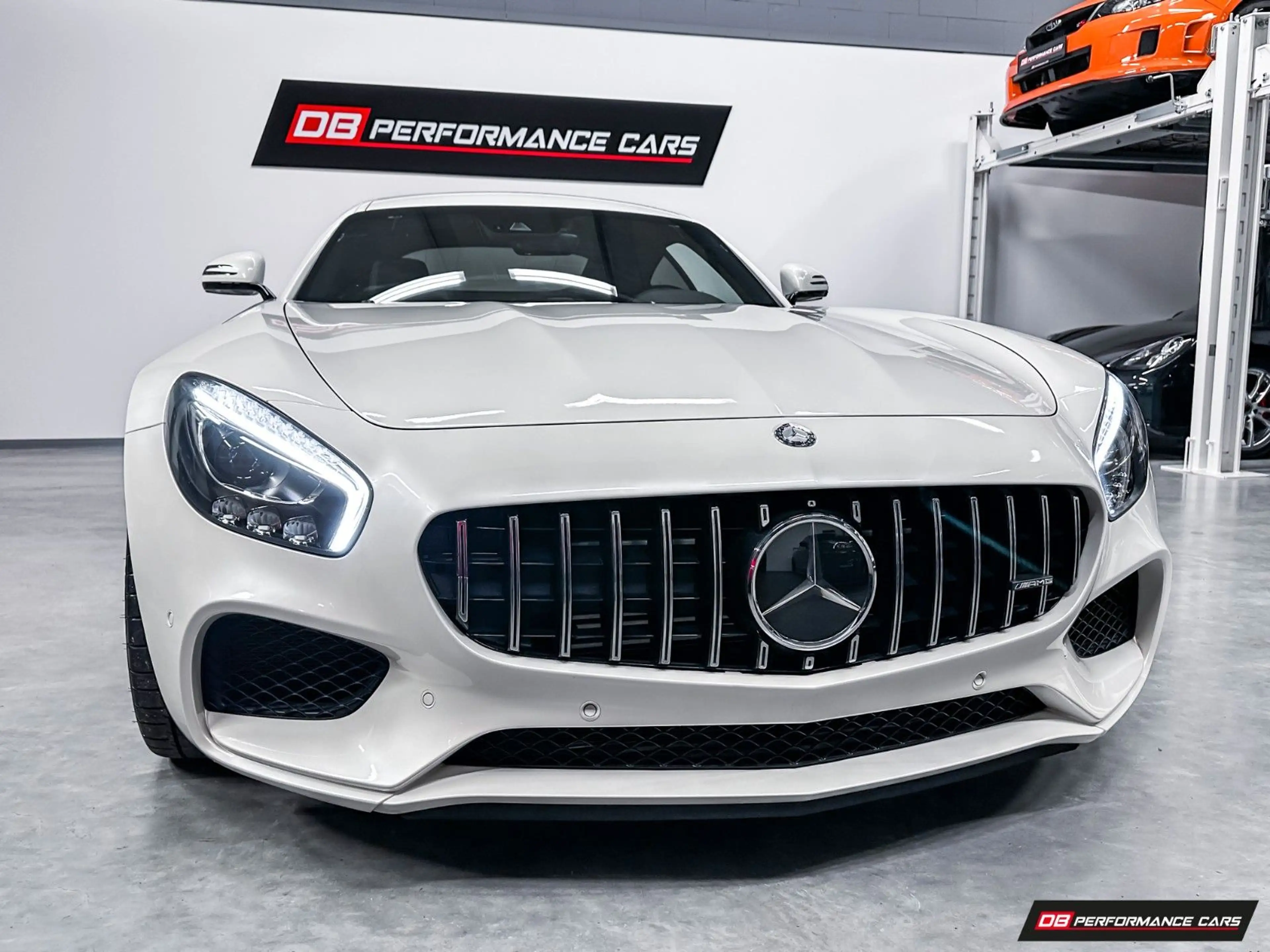 Mercedes-Benz AMG GT top Zustand, unfallfrei, MwSt. — photo 9