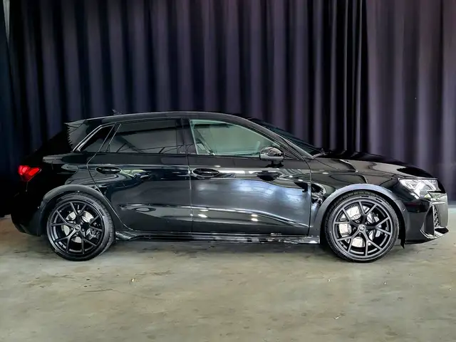 Audi RS3 view 8