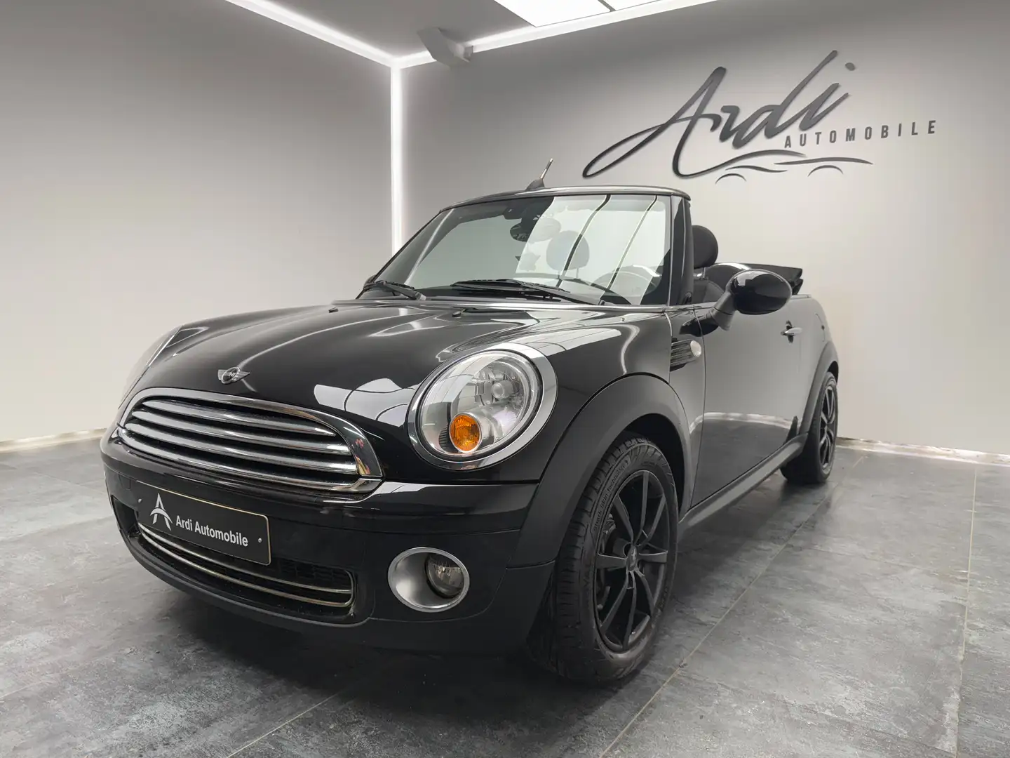 MINI Cooper Cabrio Cabriolet 1.6i*AIRCO*SIEGES CHAUFFANTS*GARANTIE* Noir - 1