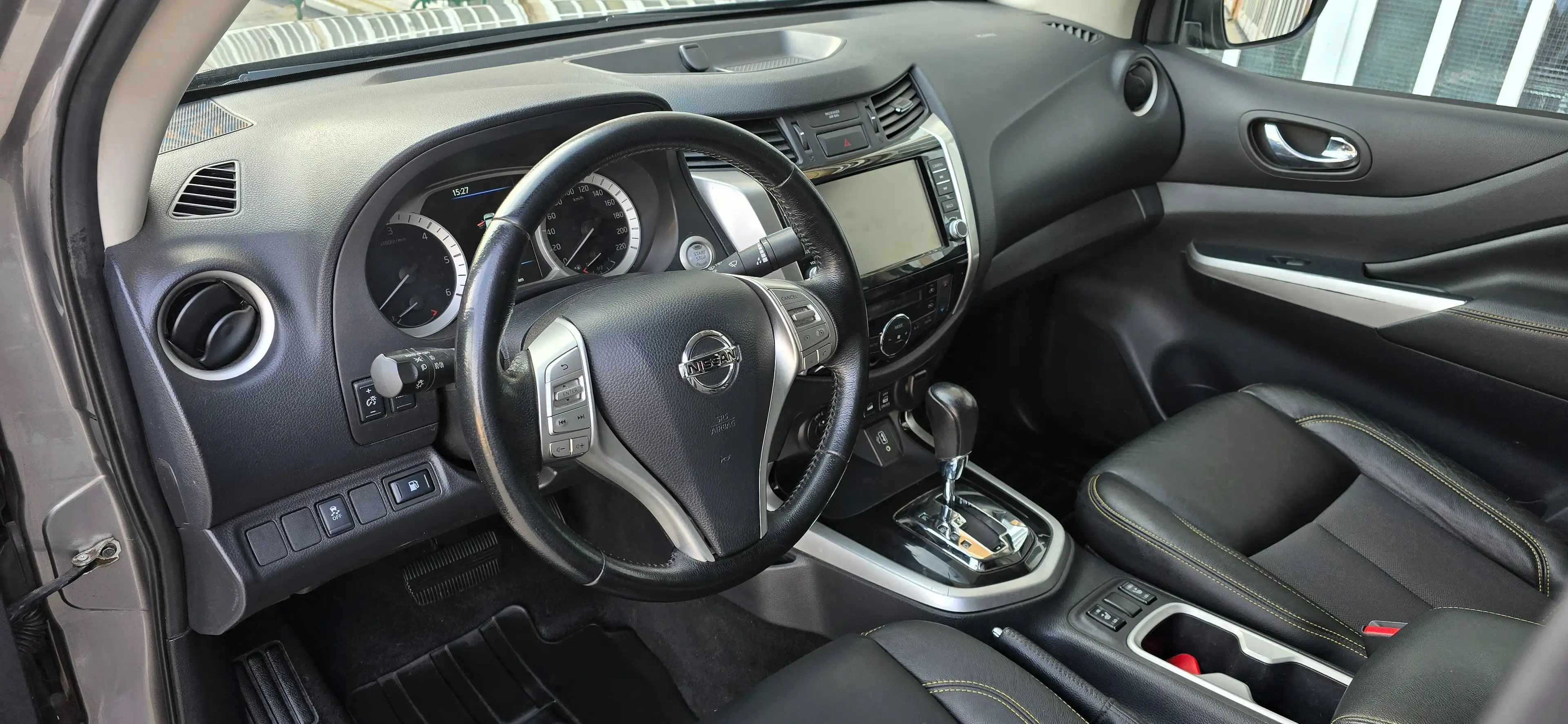 Nissan Navara NP300 N-Guard 2,3dCi Aut. DC 4x4 *Led*Navi*AHK — photo 11