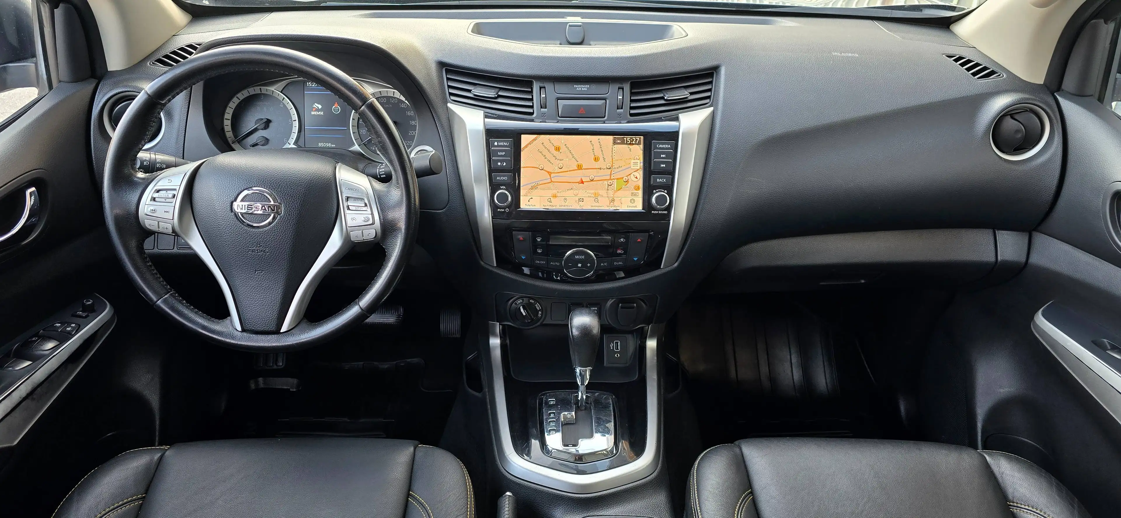 Nissan Navara NP300 N-Guard 2,3dCi Aut. DC 4x4 *Led*Navi*AHK — photo 12
