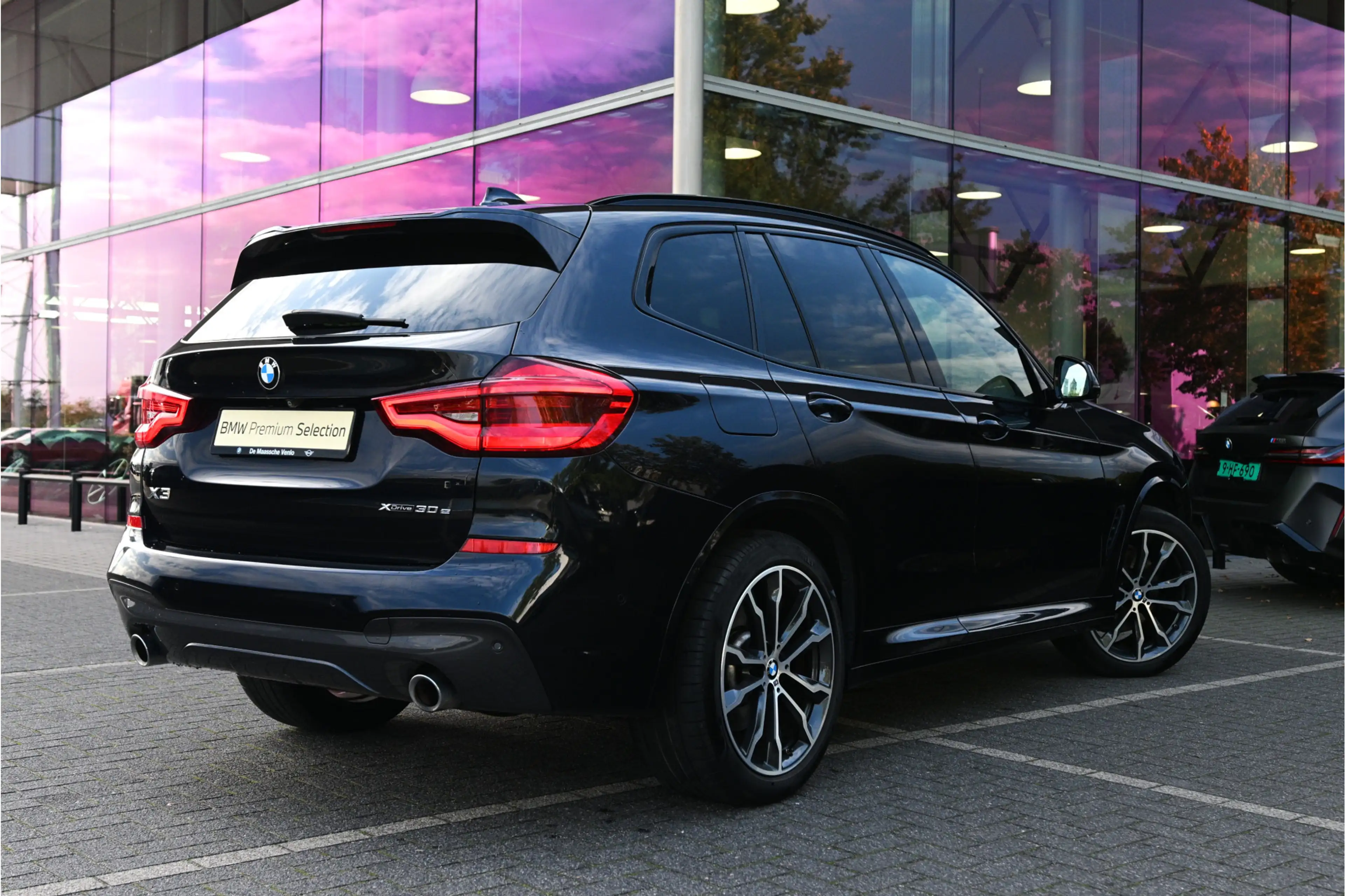 BMW X3 xDrive30e M Sport Automaat / Panoramadak / Sportst — photo 2