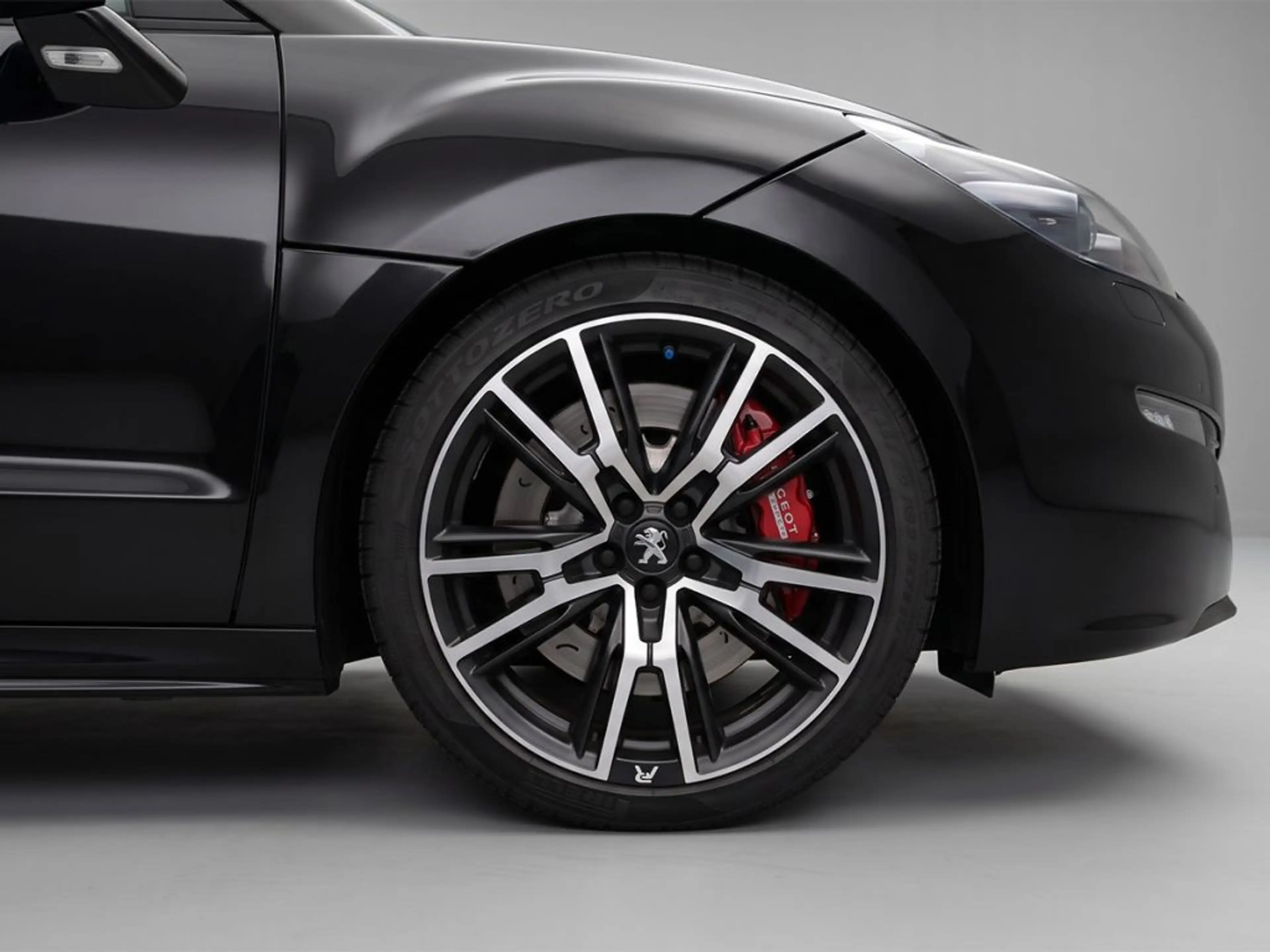 Peugeot RCZ R 270THP — photo 8