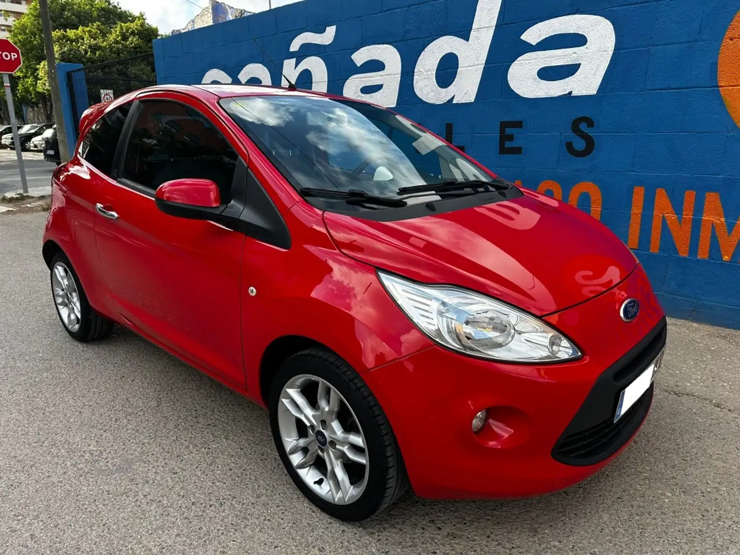 Ford Ka/Ka+ 1.20 Auto-S&S Black & White Edition Rojo - 1