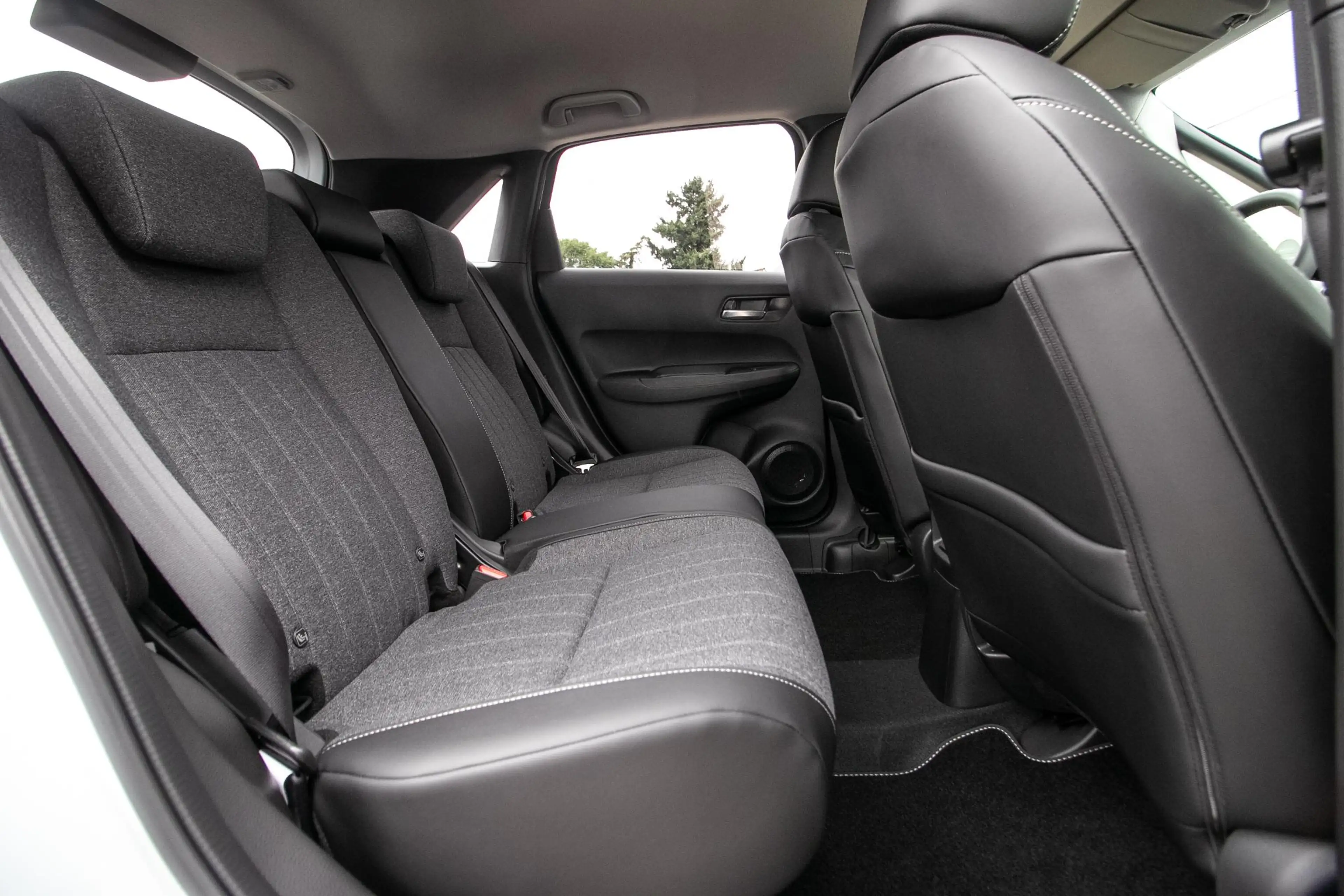 Honda Jazz 1.5 e:HEV Advance — photo 7
