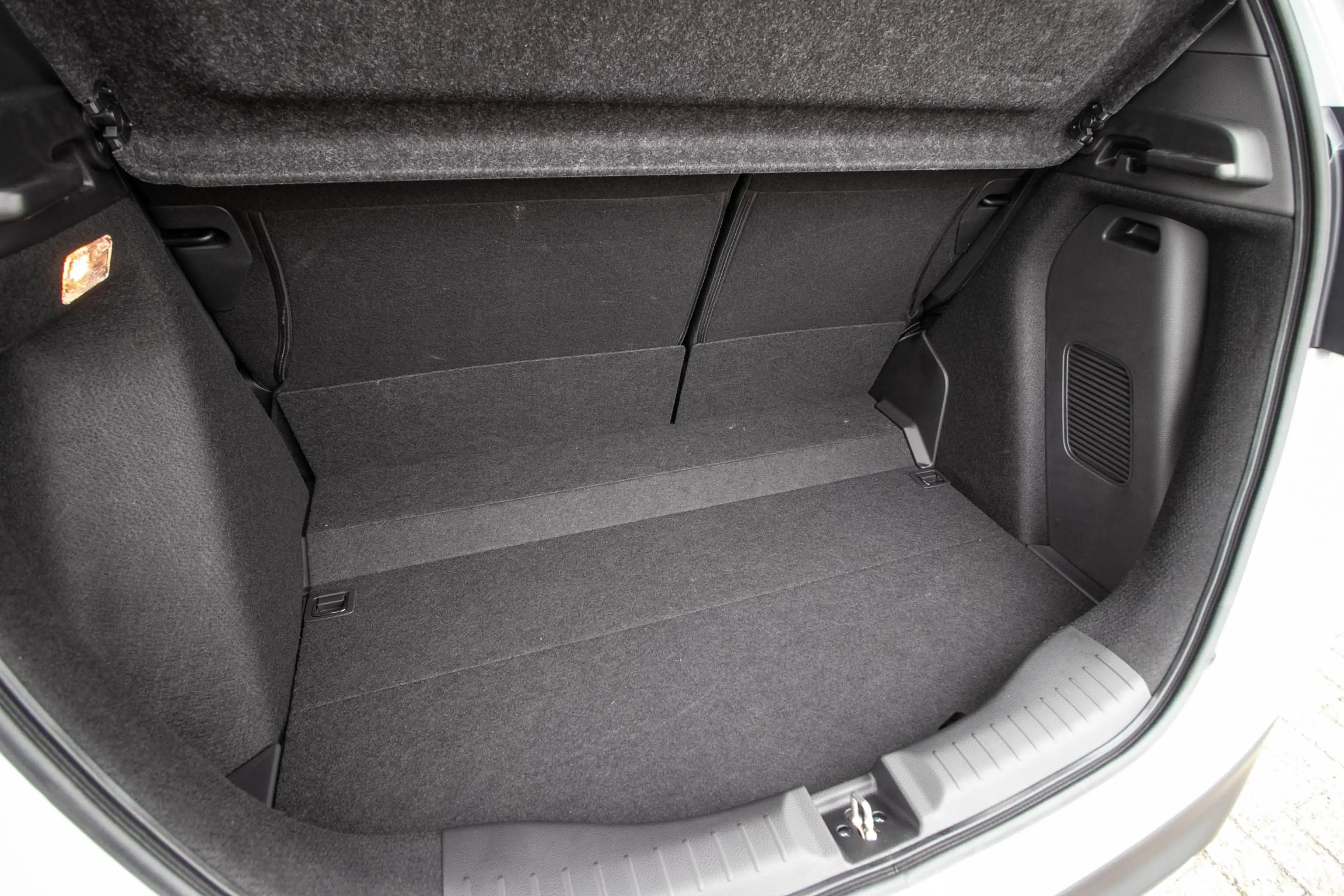 Honda Jazz 1.5 e:HEV Advance — photo 9