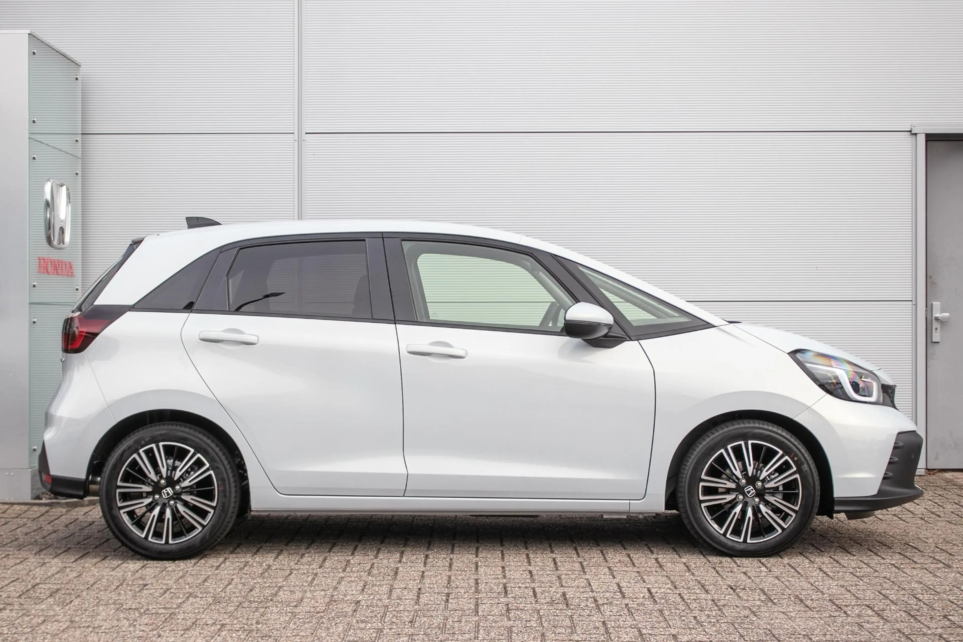 Honda Jazz 1.5 e:HEV Advance — photo 12