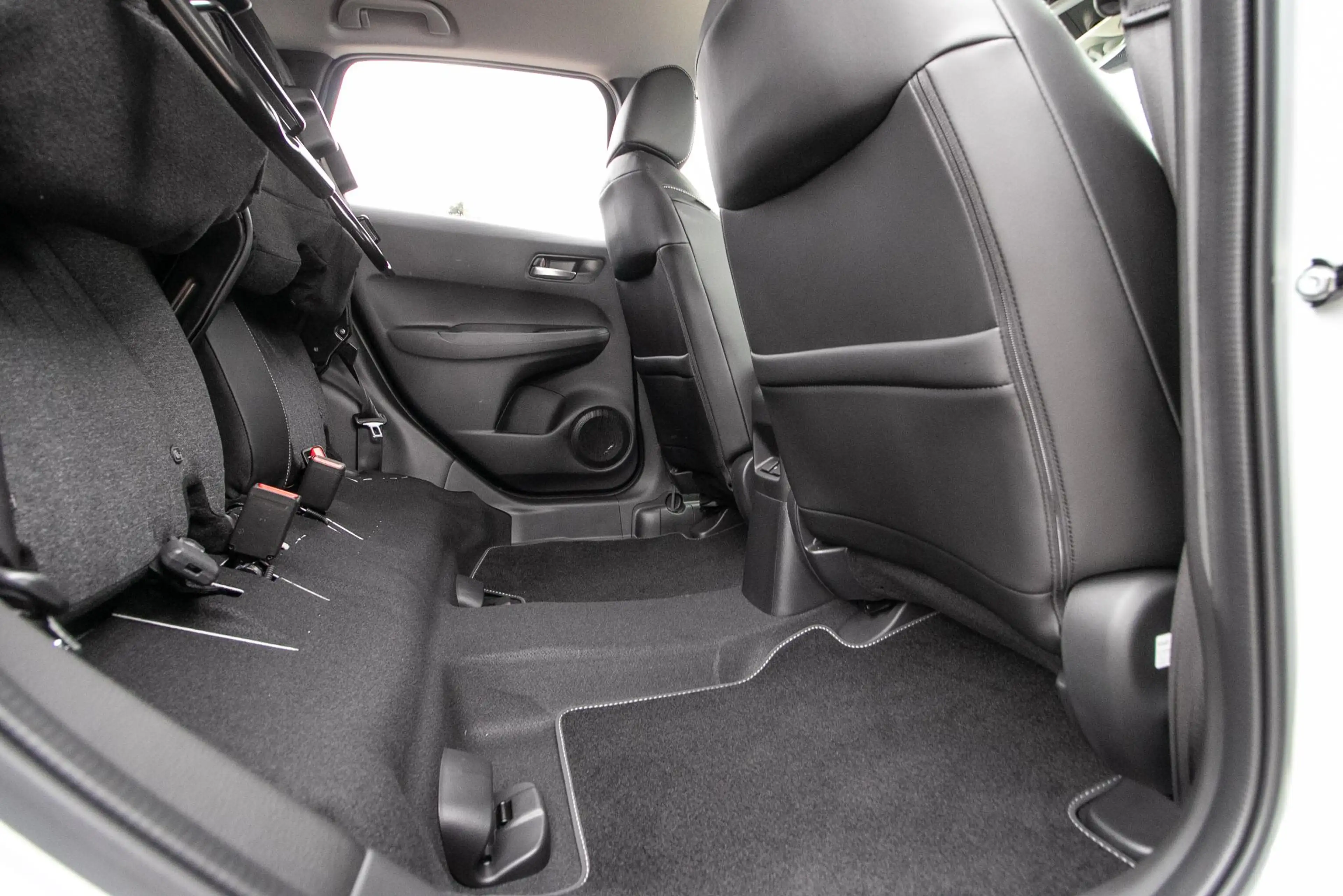 Honda Jazz 1.5 e:HEV Advance — photo 8
