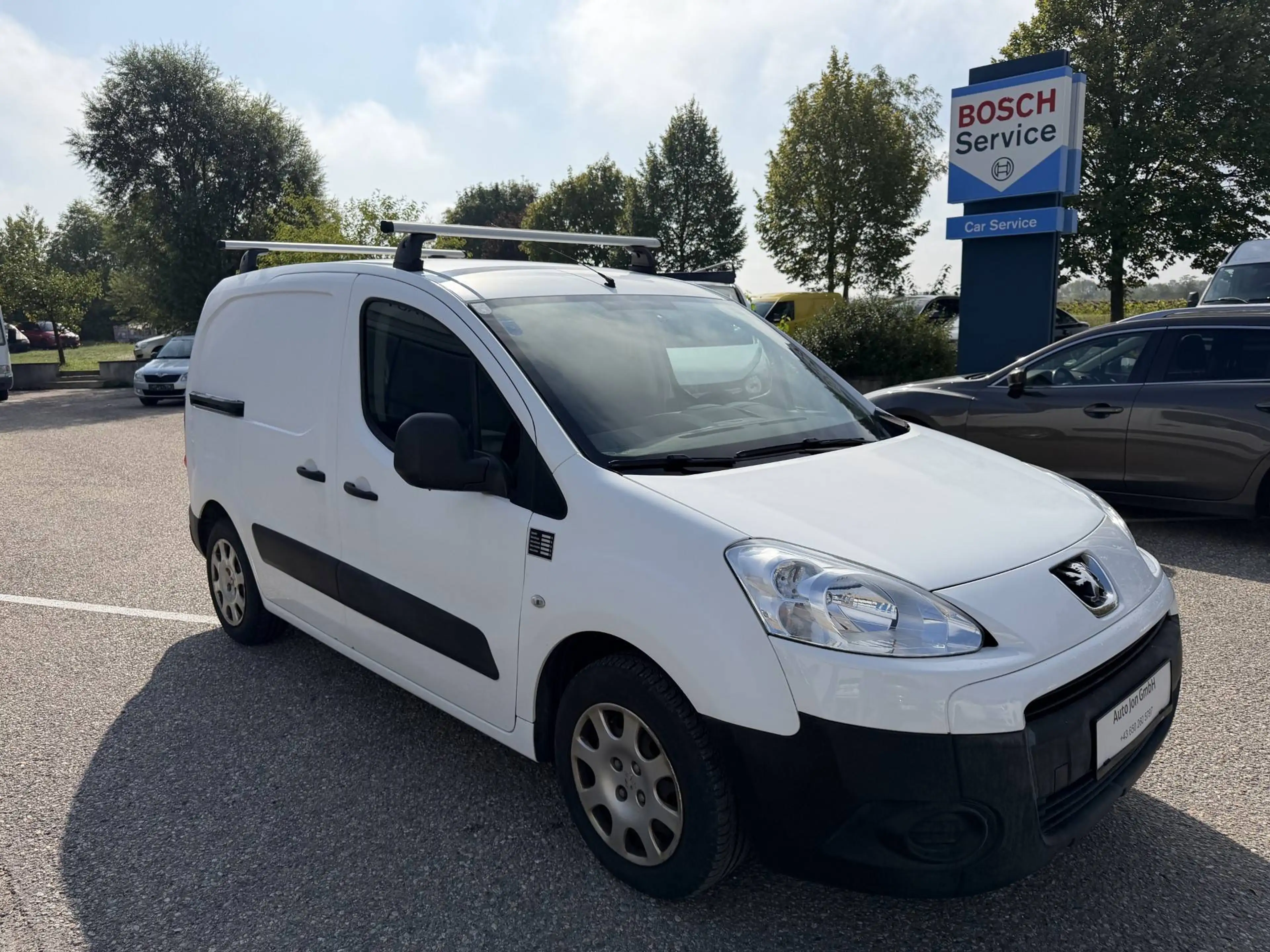 Peugeot Partner L1 Komfort*PickerlNEU*Klima*AHK*Dachträger* — photo 2