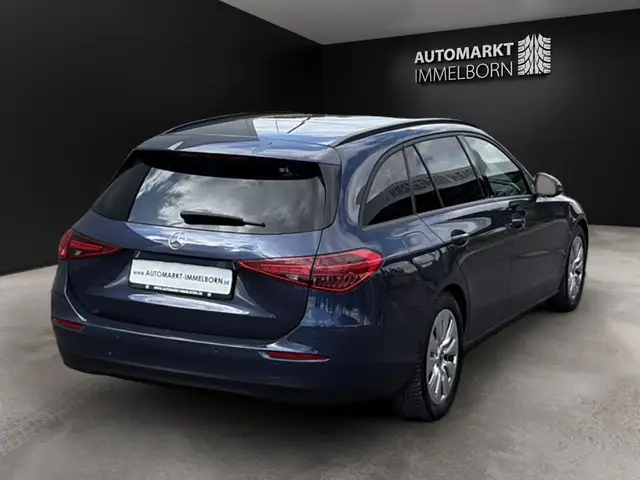 Mercedes-Benz C-Class view 7