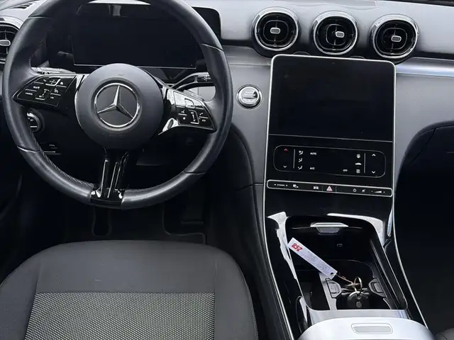 Mercedes-Benz C-Class view 15