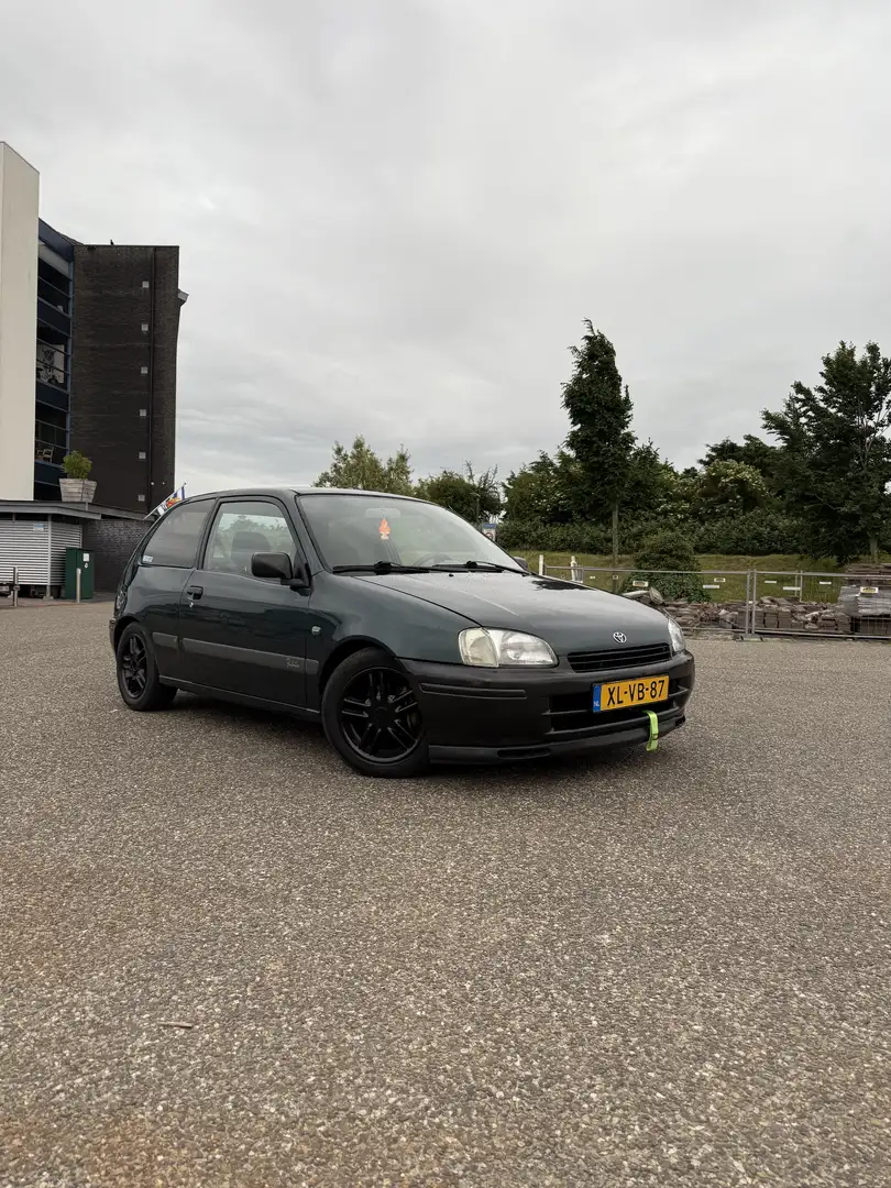 Toyota Starlet 1.3-16V Black NW Koppeling/banden/APK Vert - 2