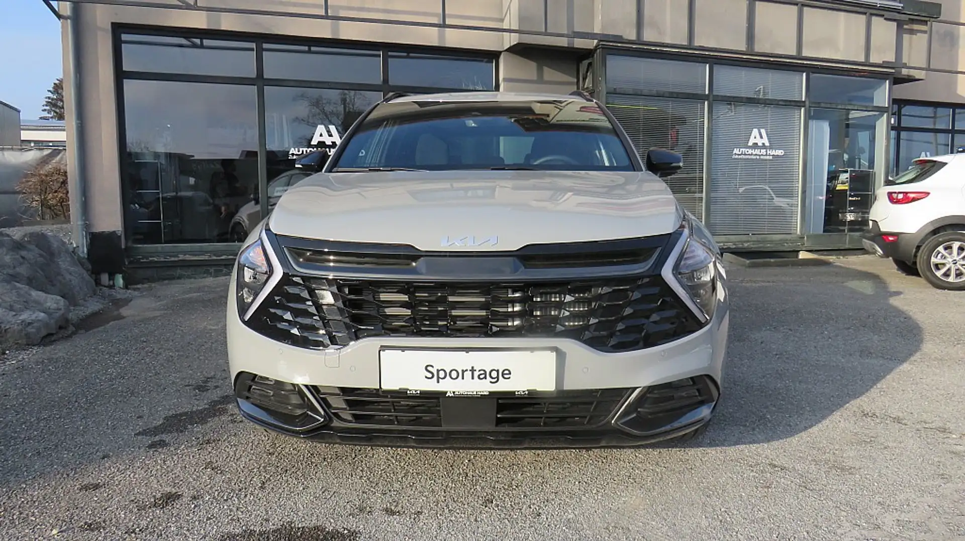 Kia Sportage 1,6 TGDI 48V Anniversary DCT Grau - 2