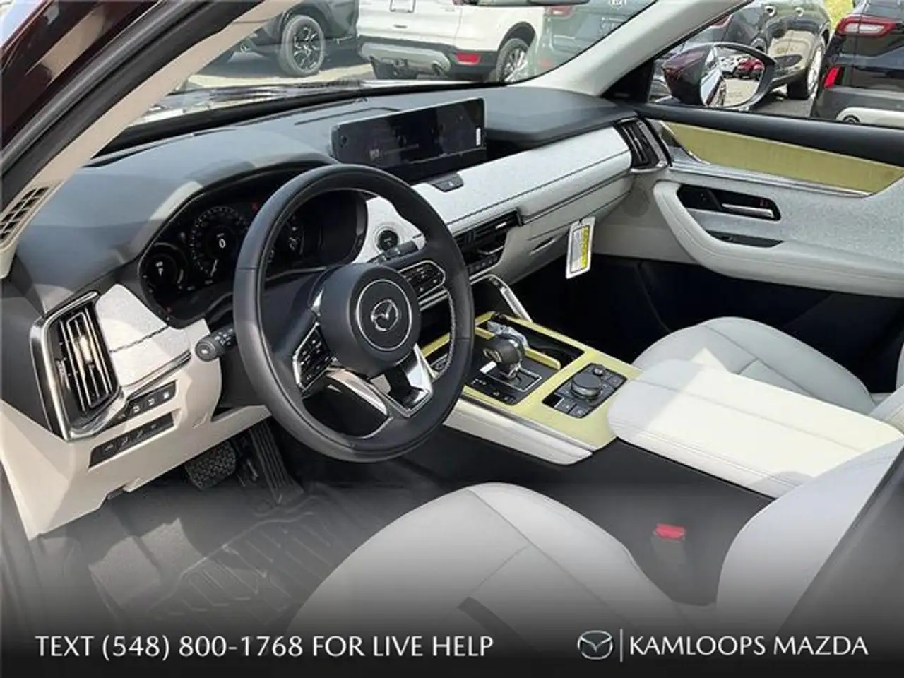 Mazda CX-90 PHEV снимка Mazda CX-90 PHEV