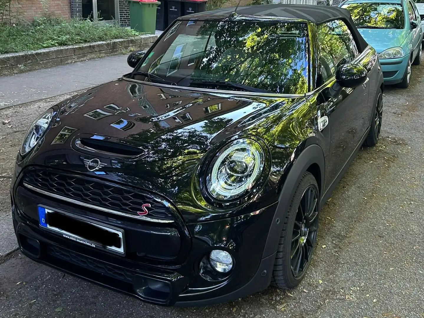 MINI Cooper S Cabrio Mini Cooper S Cabrio Aut. Schwarz - 1