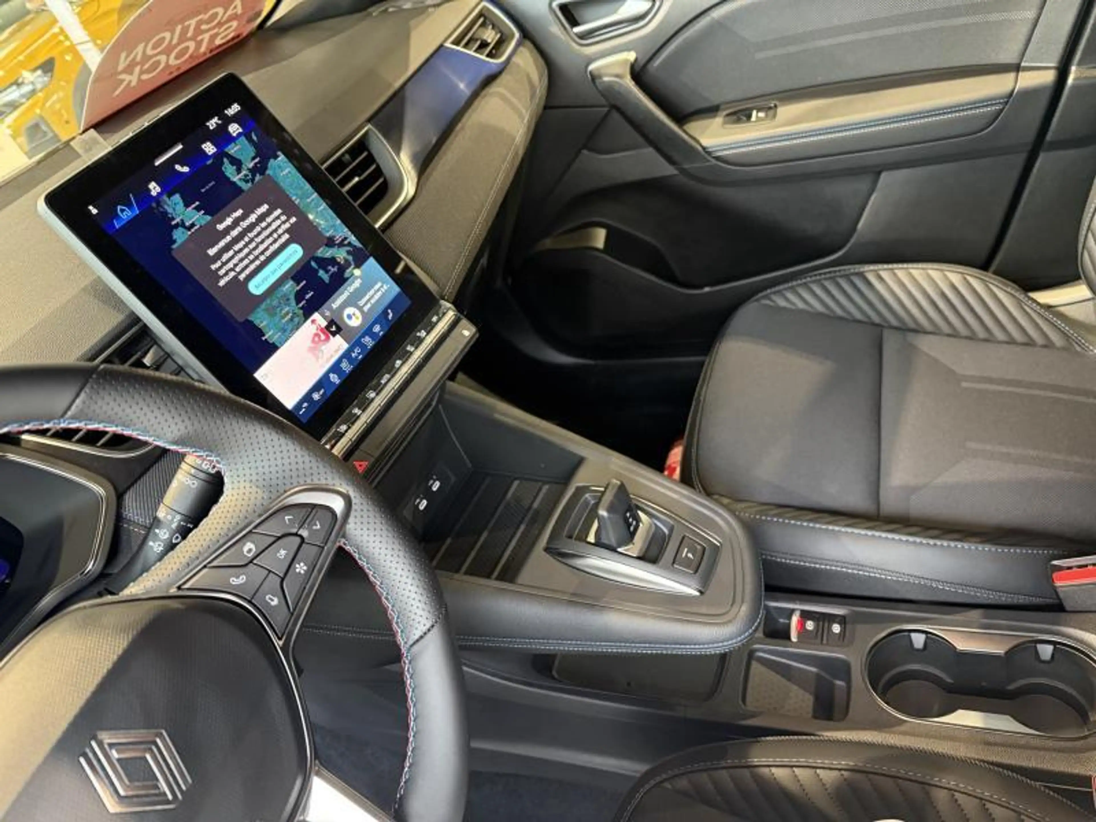 Renault Symbioz ESPRIT ALPINE FULL HYBRID — photo 14