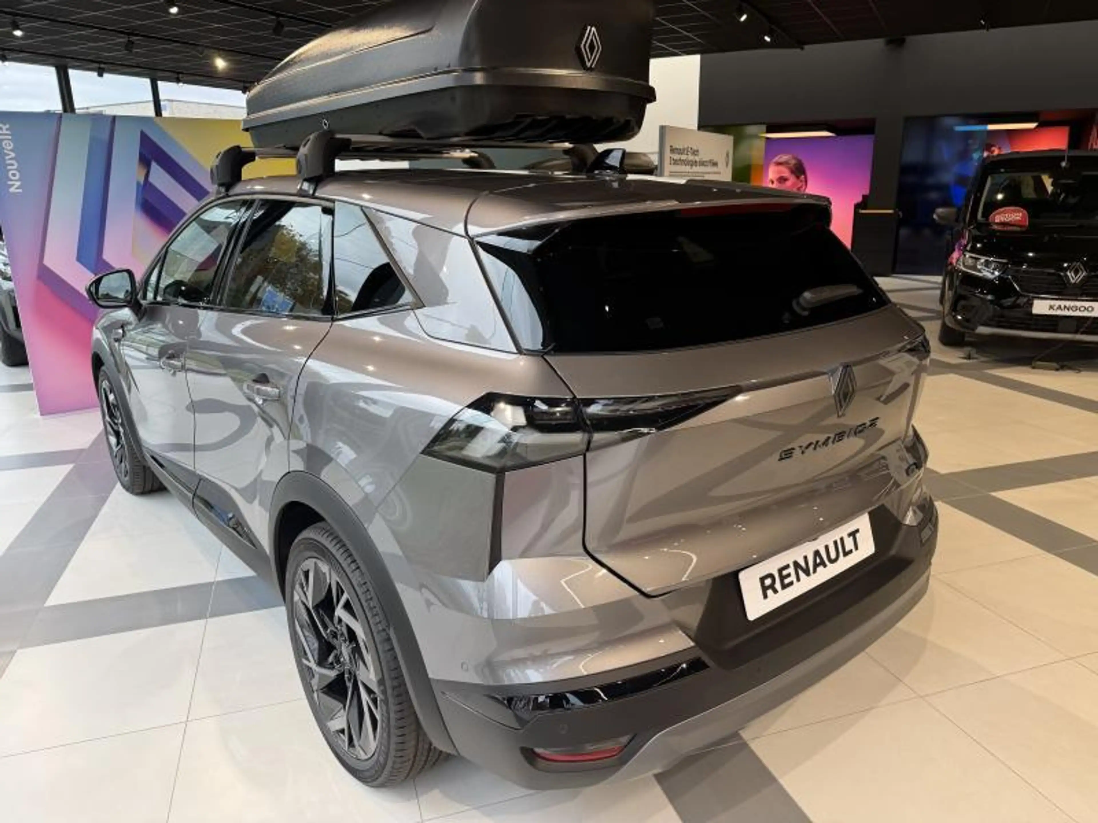 Renault Symbioz ESPRIT ALPINE FULL HYBRID — photo 5
