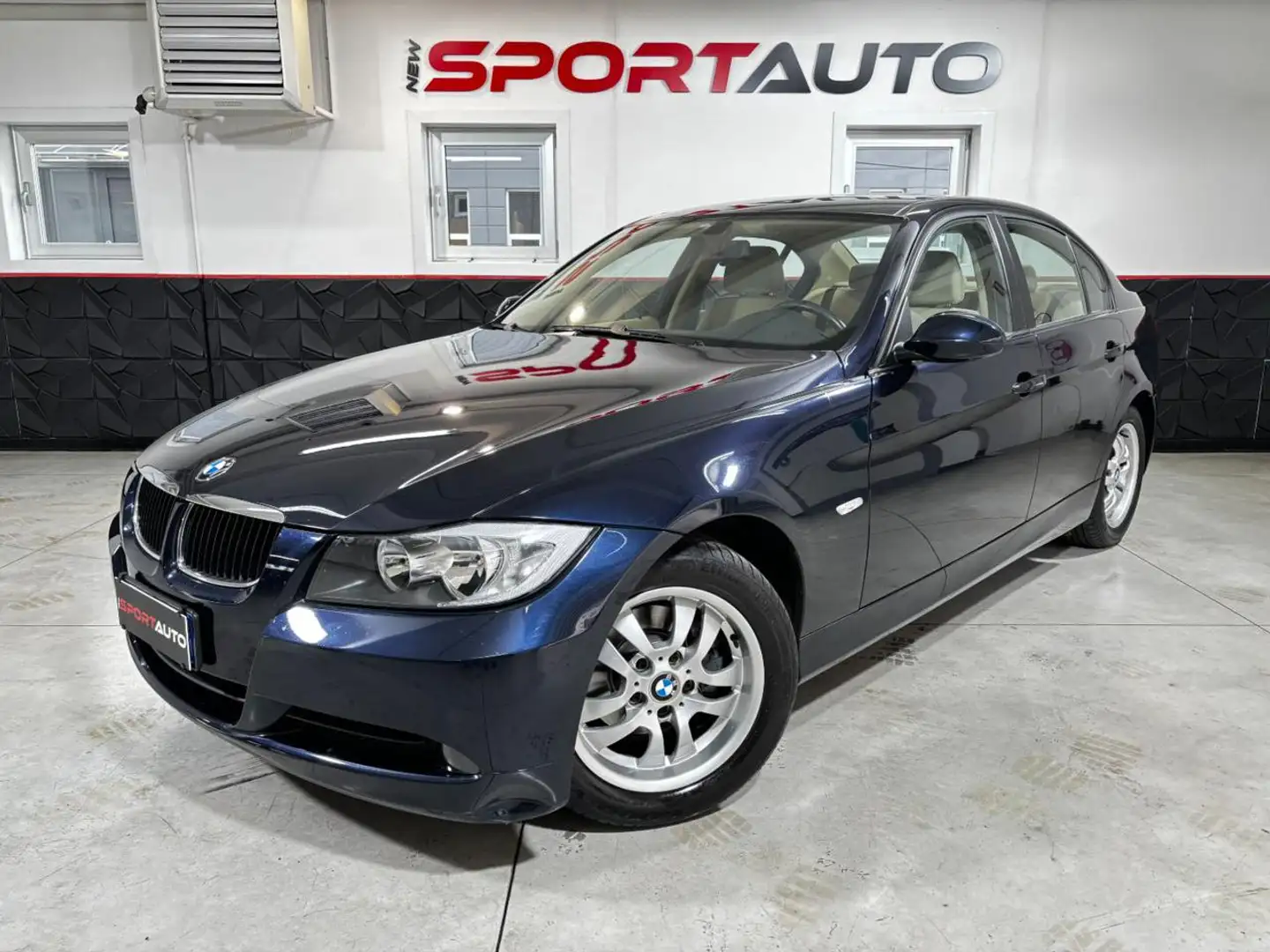 BMW 320 i AUTOMATICA BERLINA Bleu - 1