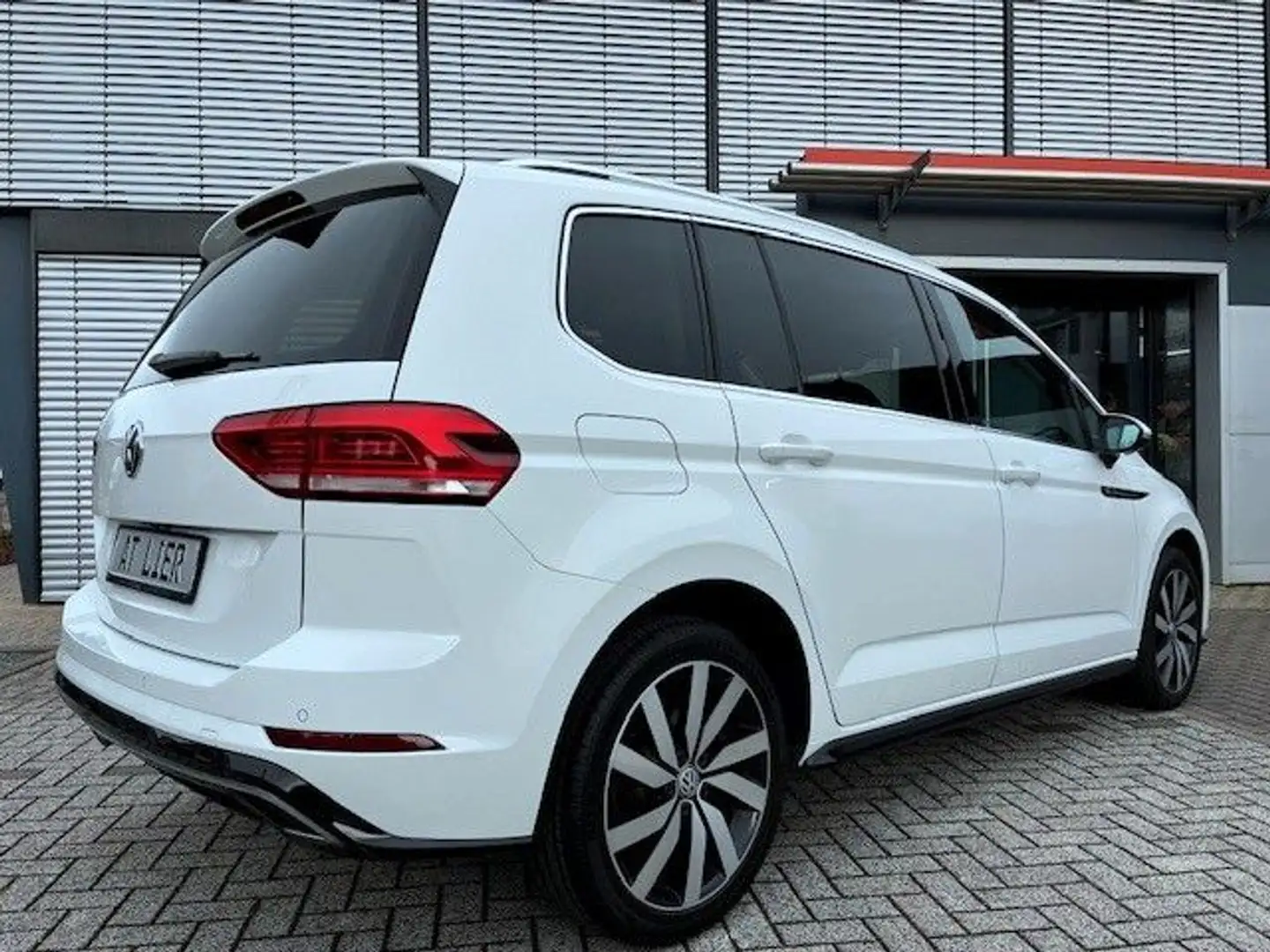Volkswagen Touran 2.0 TDI DSG R-Line LED ACC STANDHZ AHK Blanc - 2