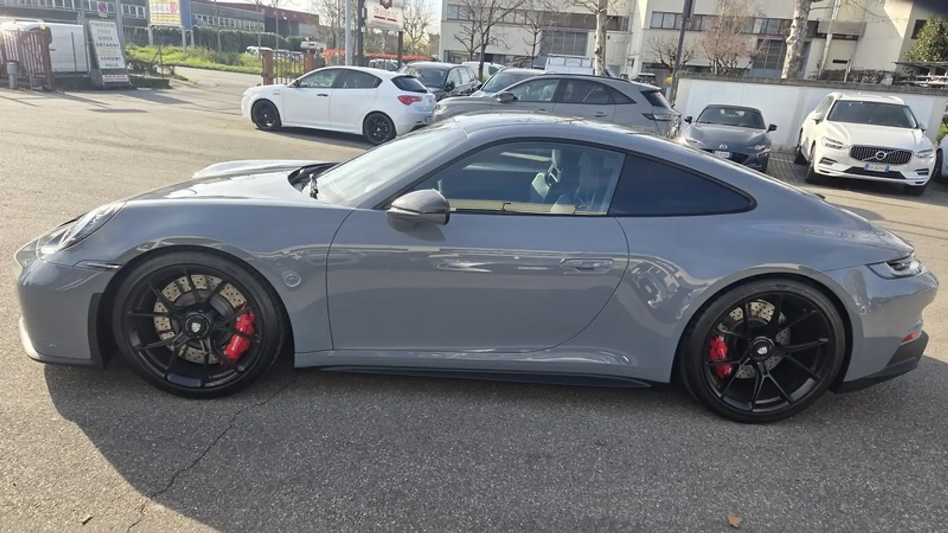Porsche 911 2024 화이트 사진 3