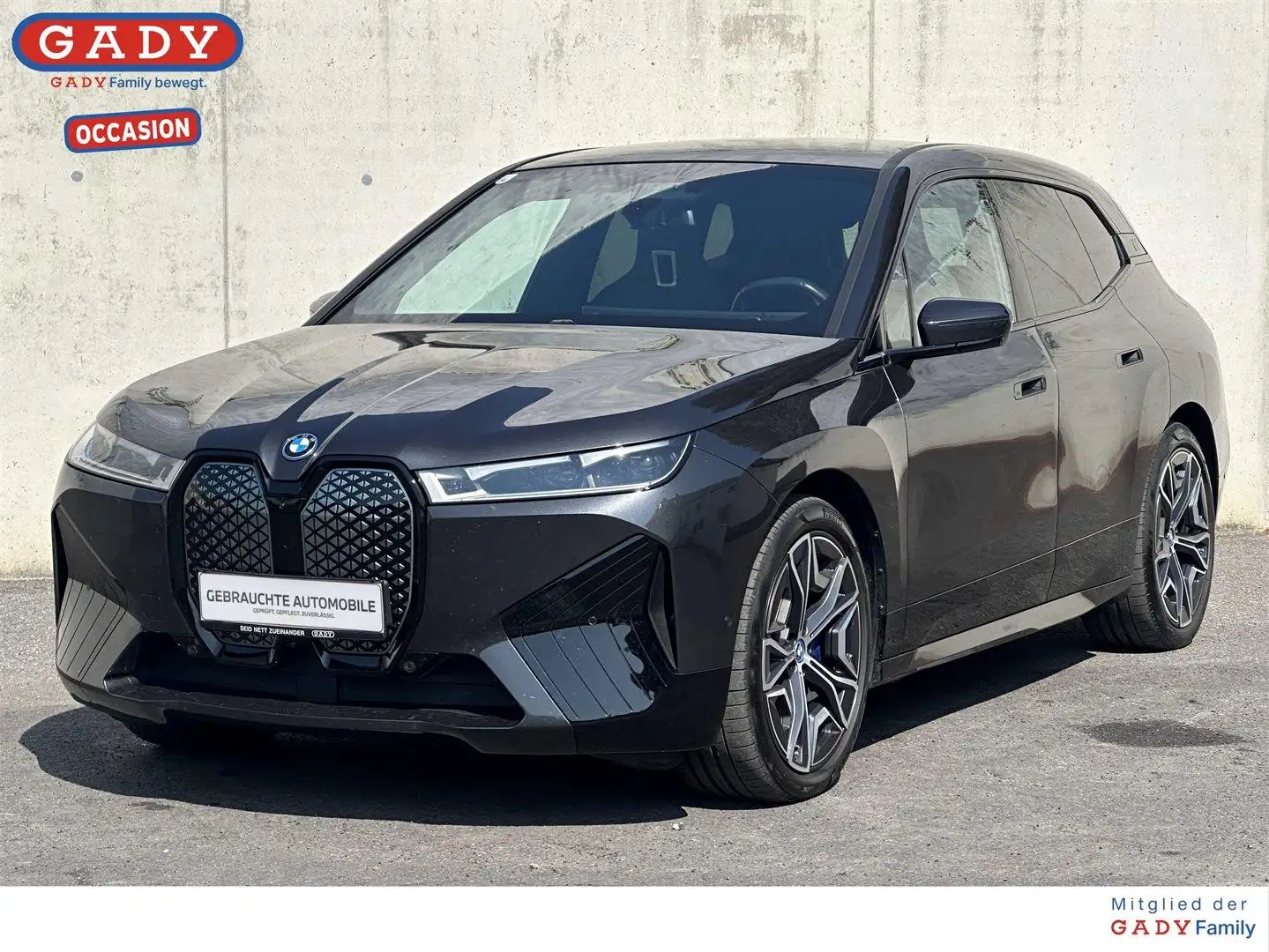 BMW iX xDrive50 Чорний - 1