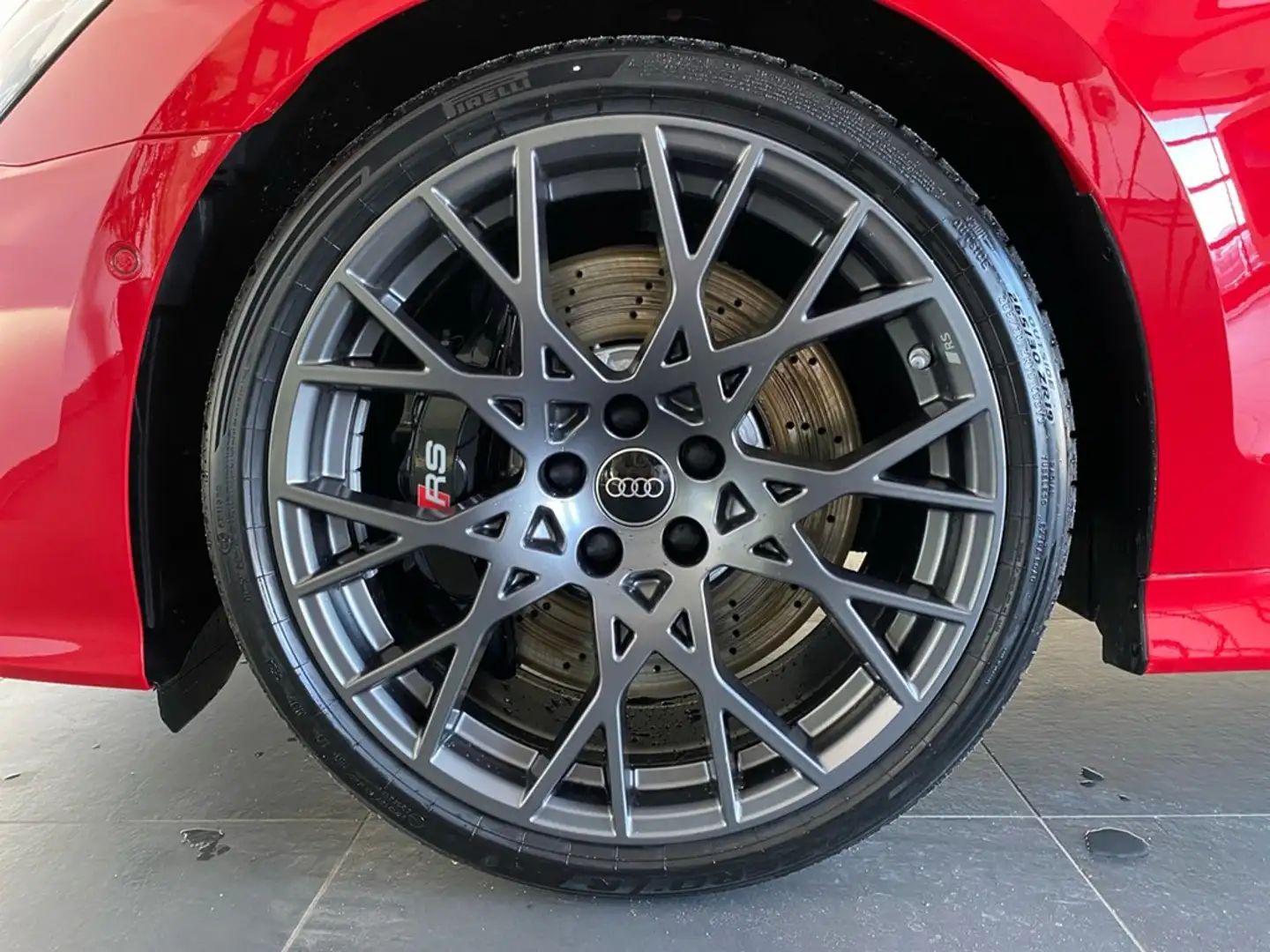 Audi RS3 Sportback quattro MATRIX+HUD+SONOS+CARBON+ACC Červená - 2